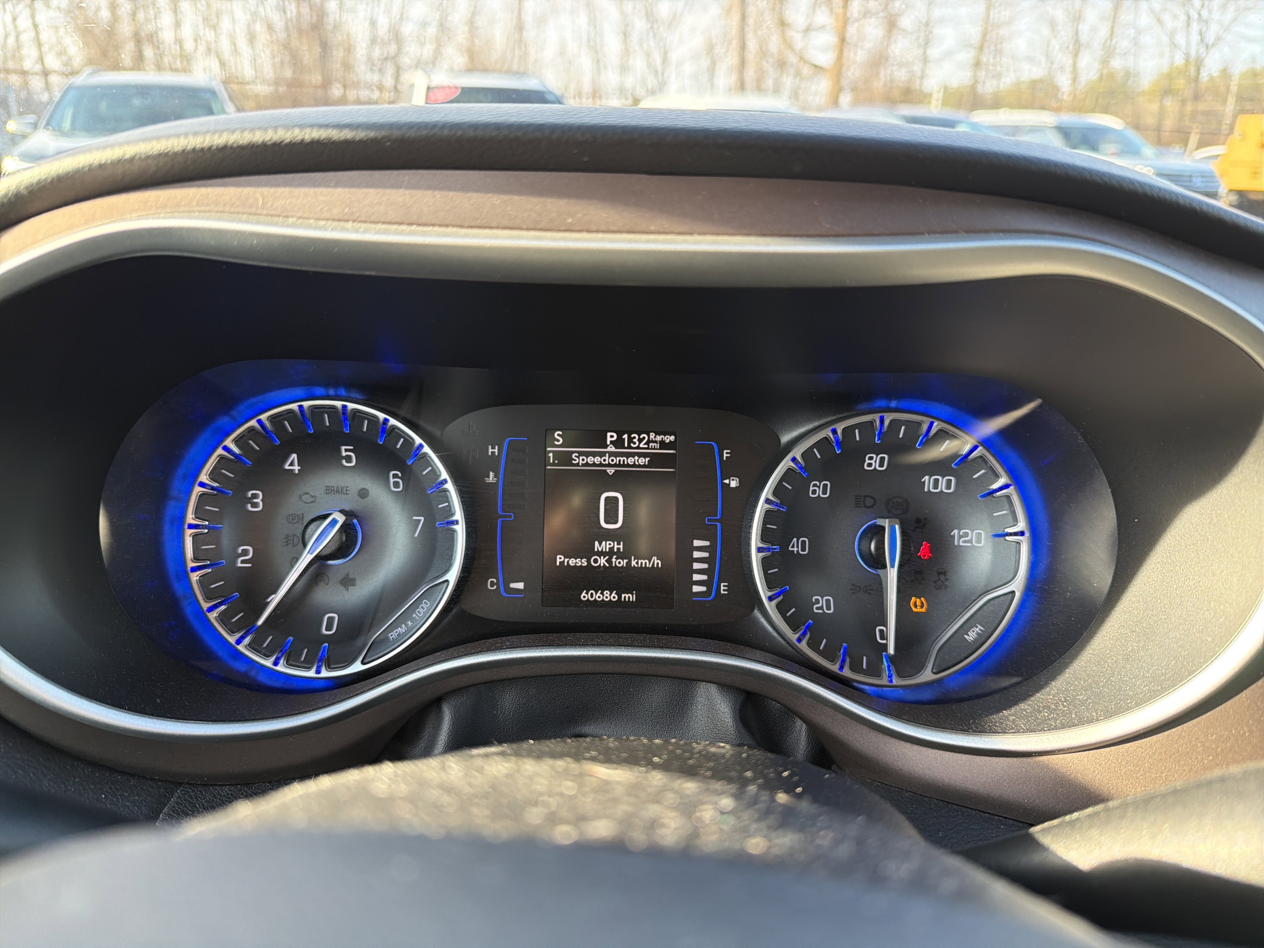 2023 Chrysler Voyager LX