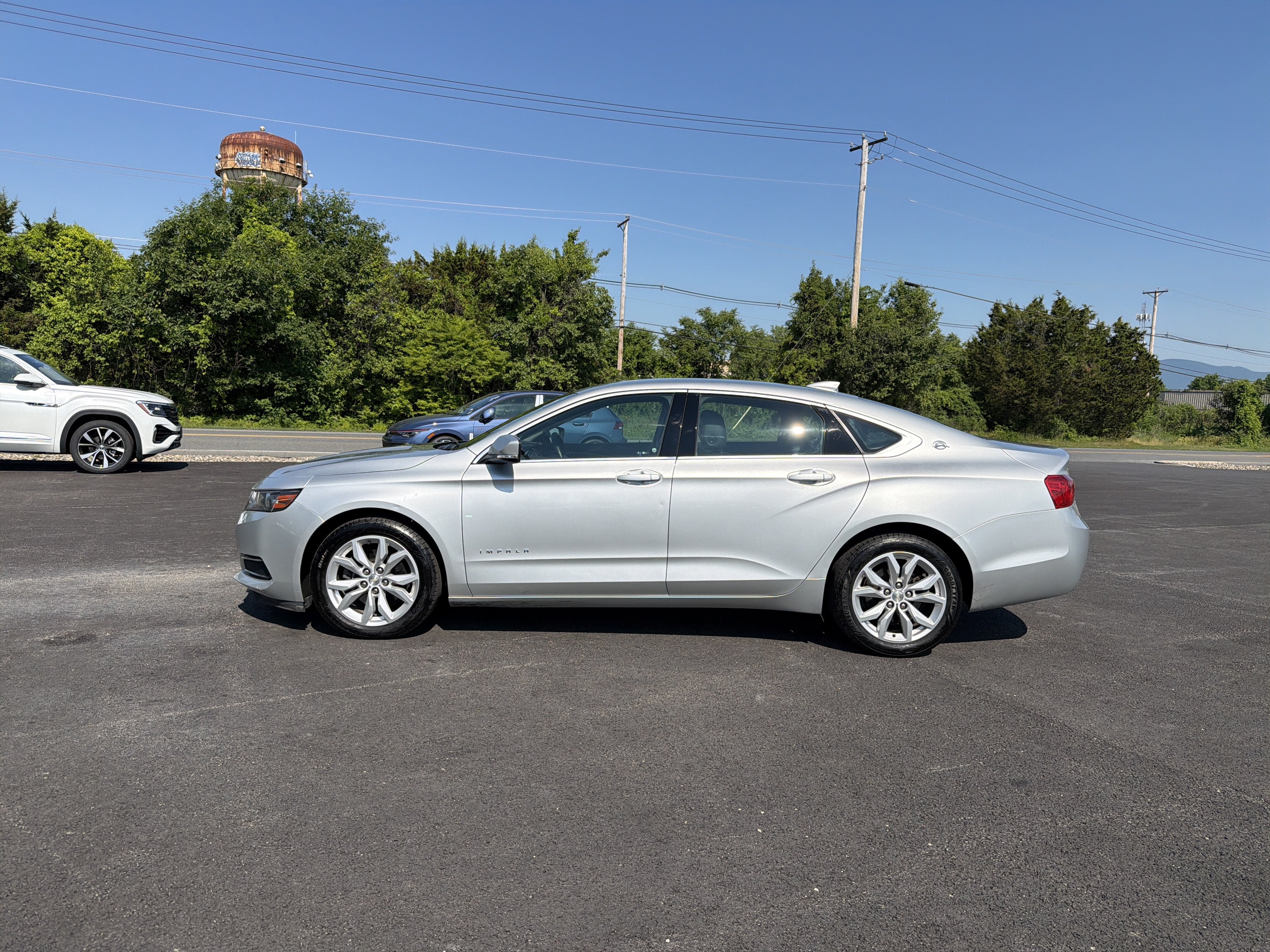 2017 Chevrolet Impala LT 1LT