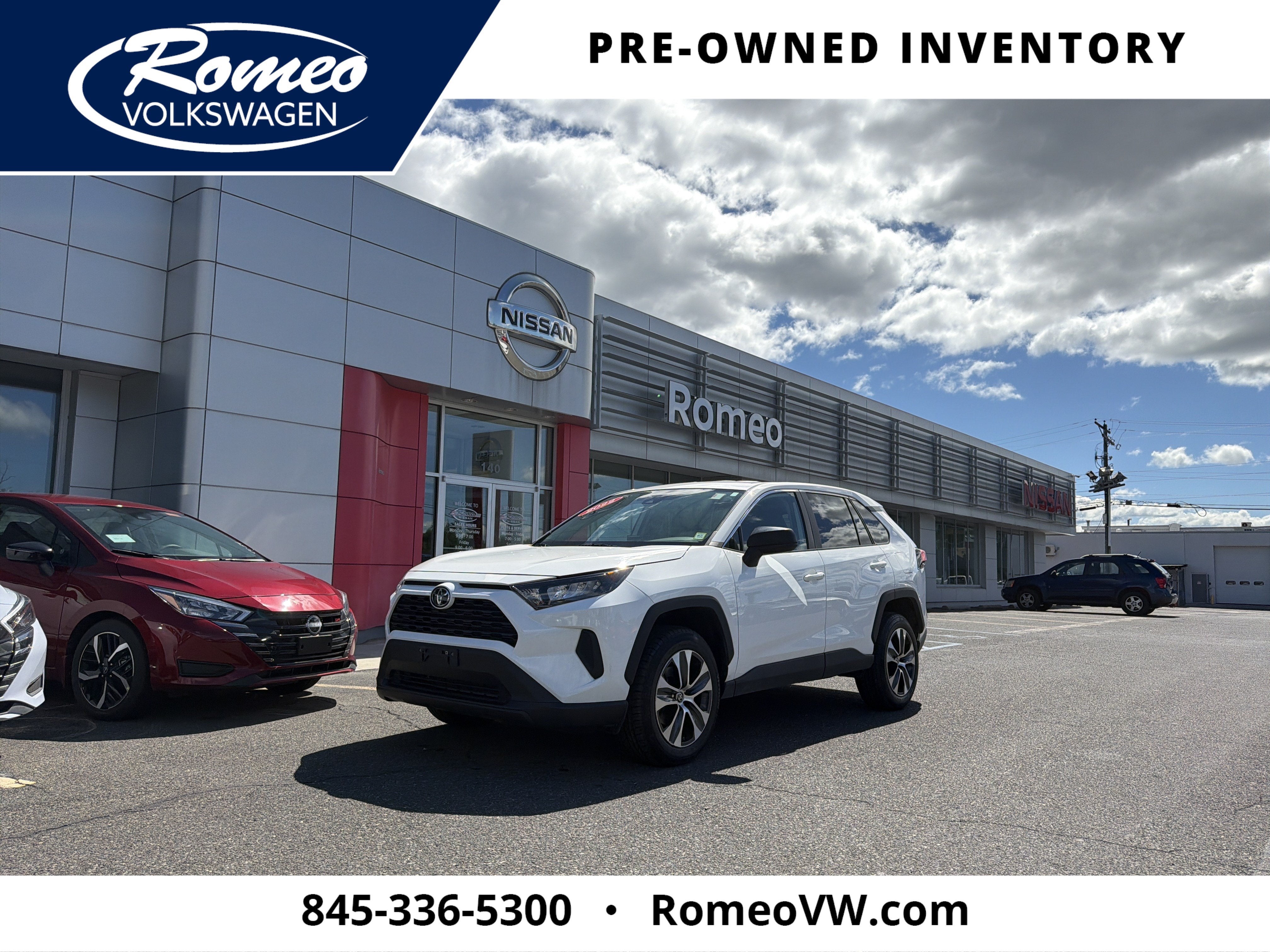 2022 Toyota RAV4 LE