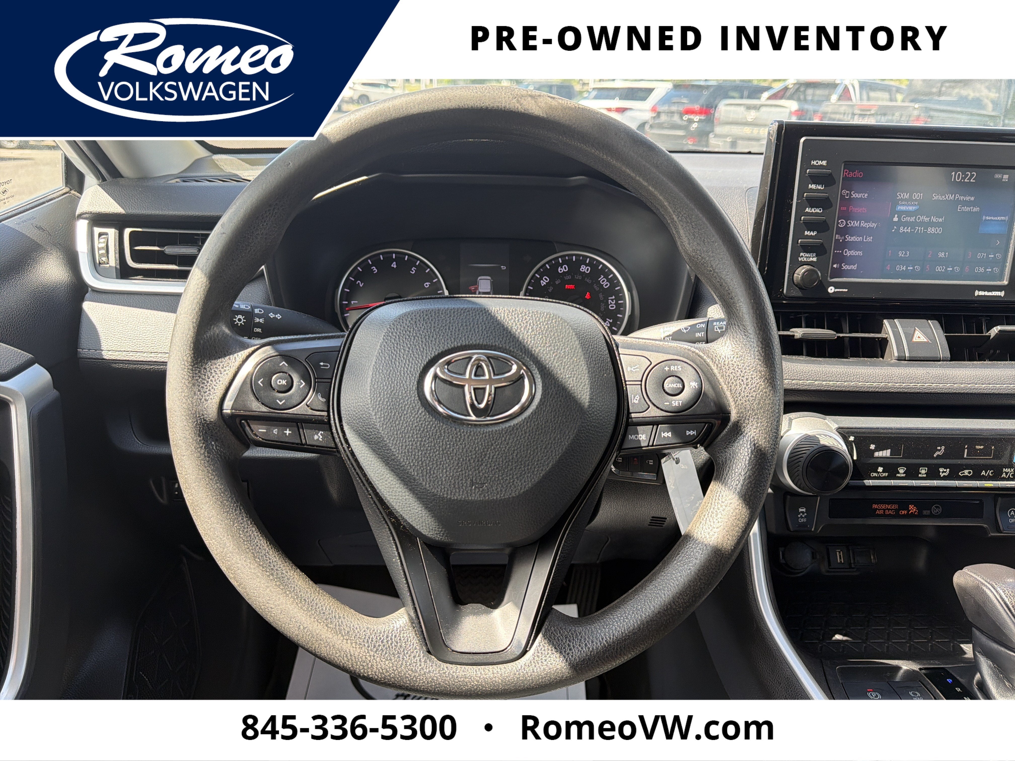 2022 Toyota RAV4 LE