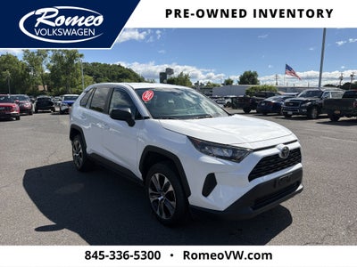 2022 Toyota RAV4 LE