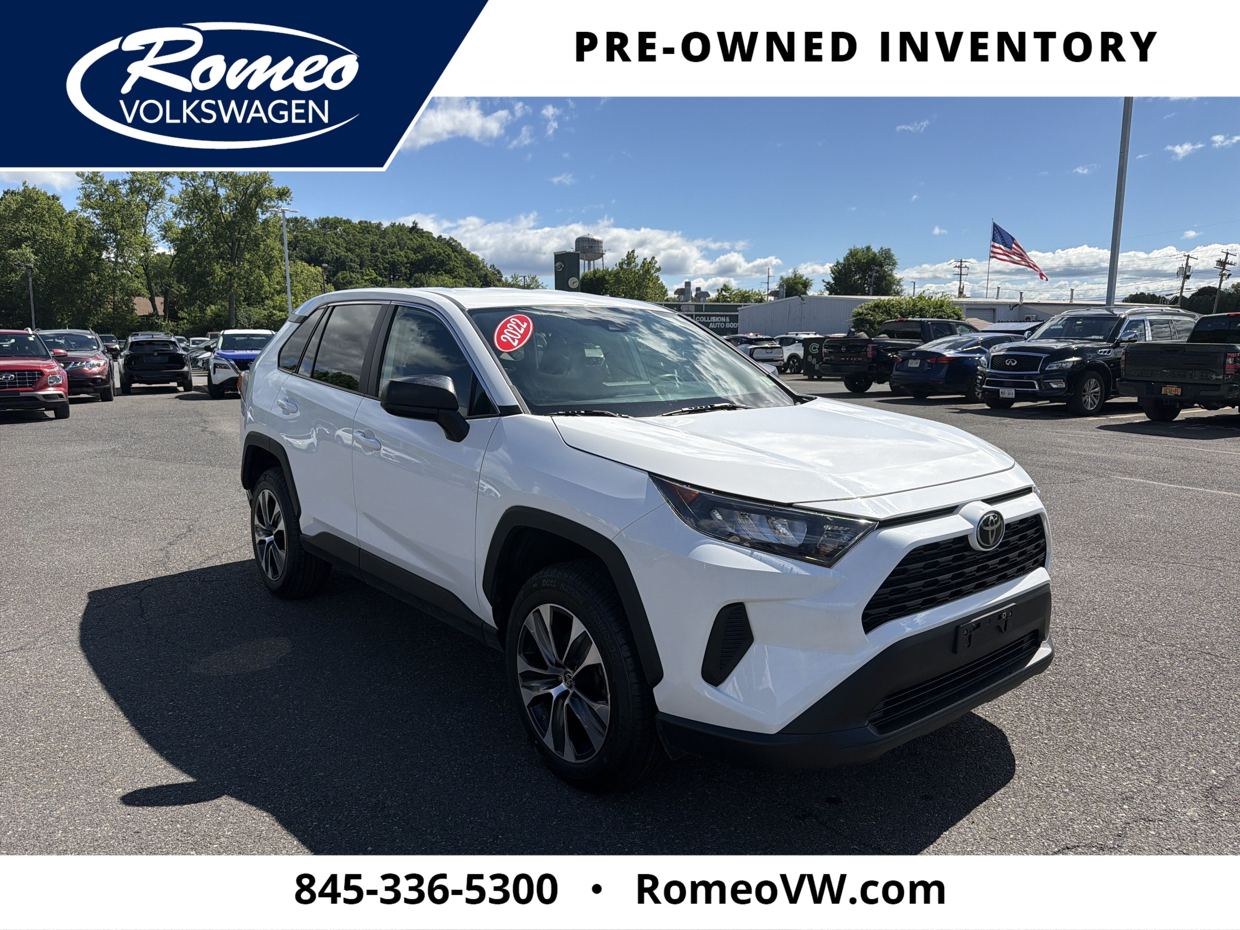 2022 Toyota RAV4 LE