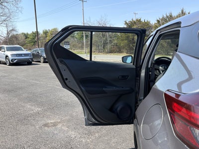 2021 Nissan Kicks S