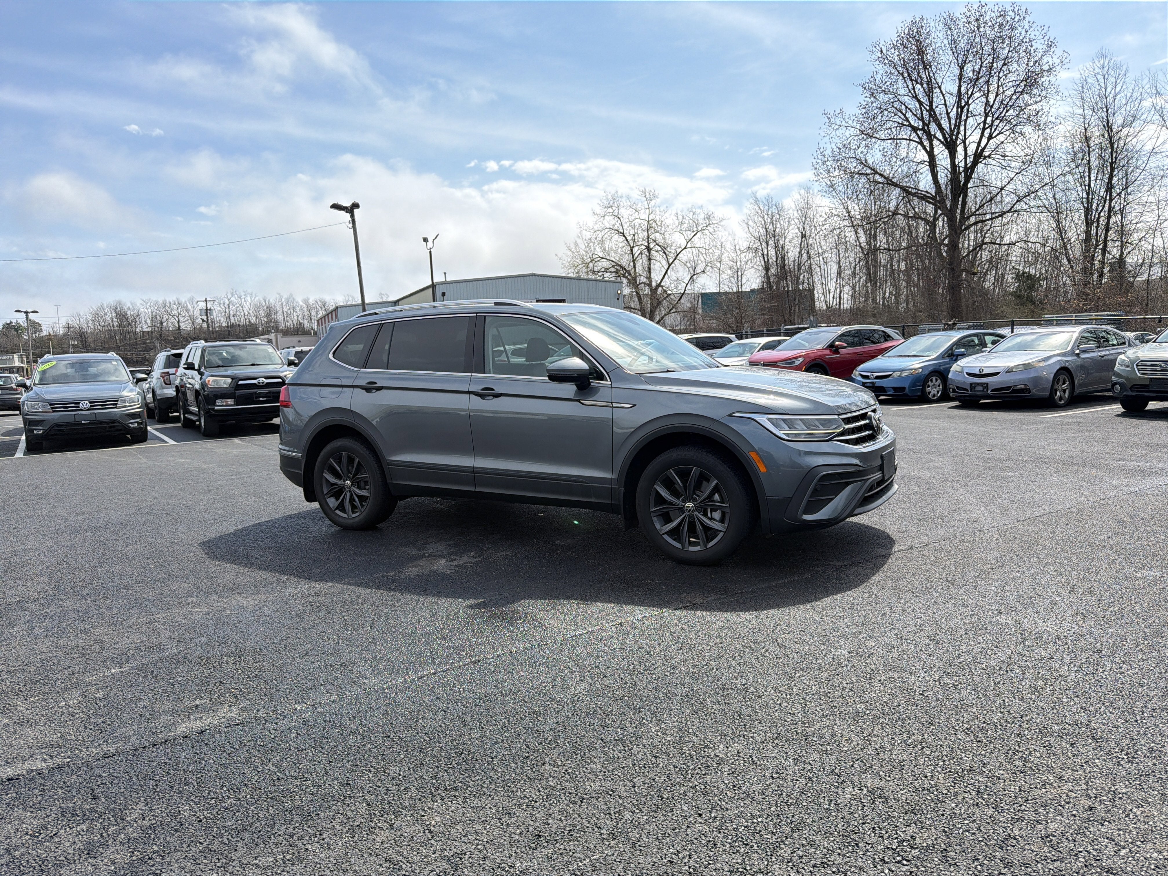 2022 Volkswagen Tiguan 2.0T SE