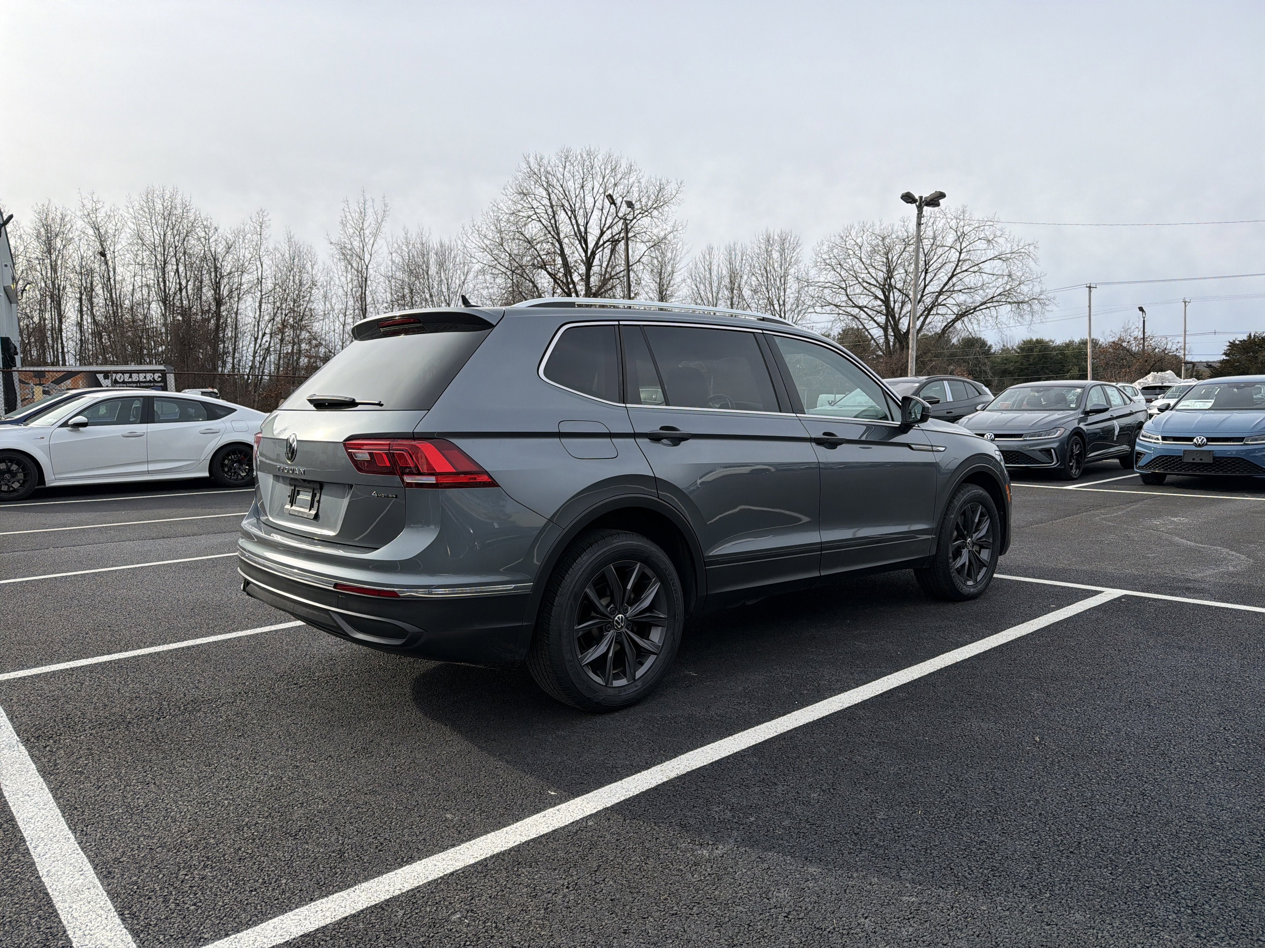 2022 Volkswagen Tiguan 2.0T SE