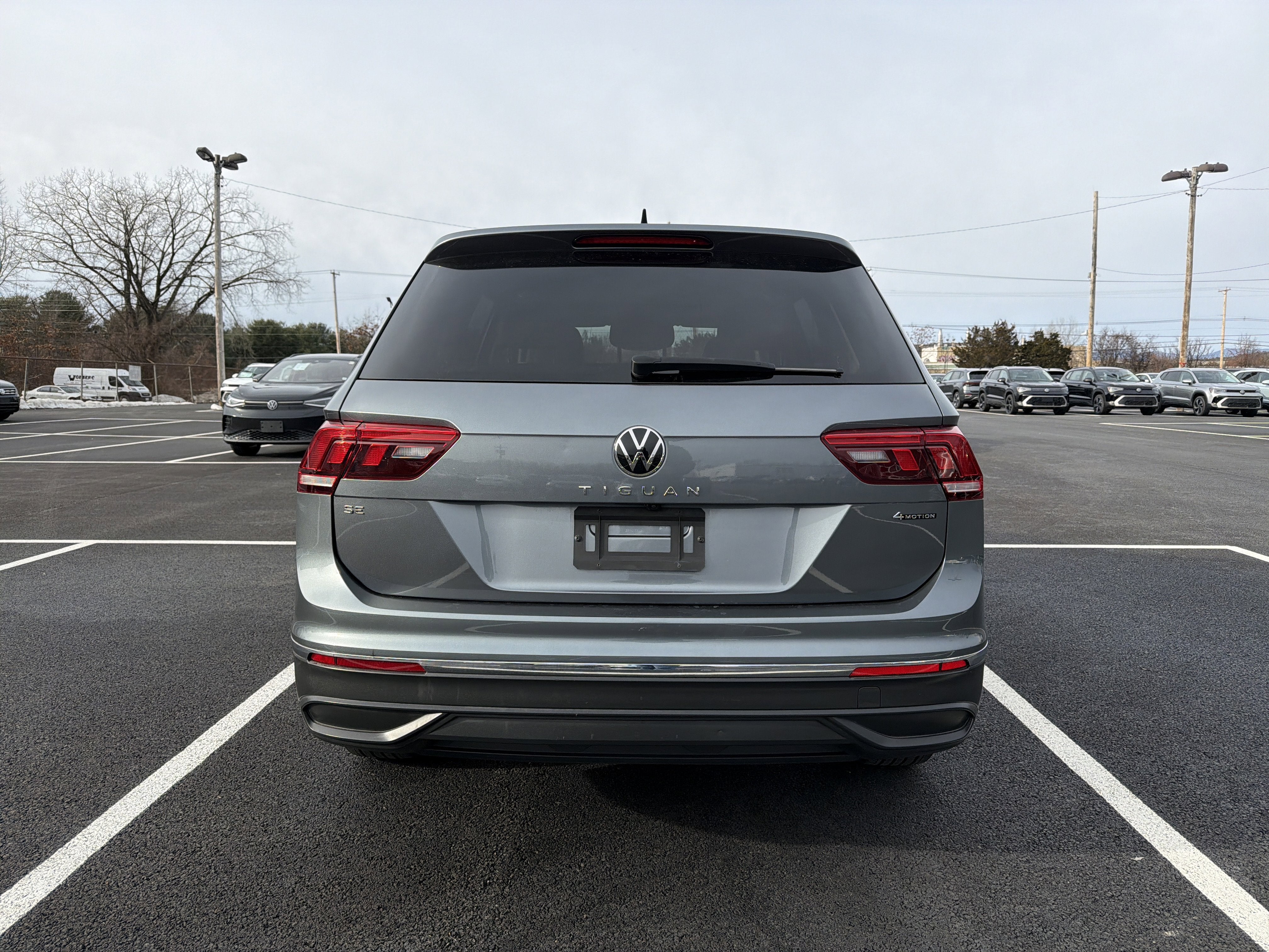 2022 Volkswagen Tiguan 2.0T SE