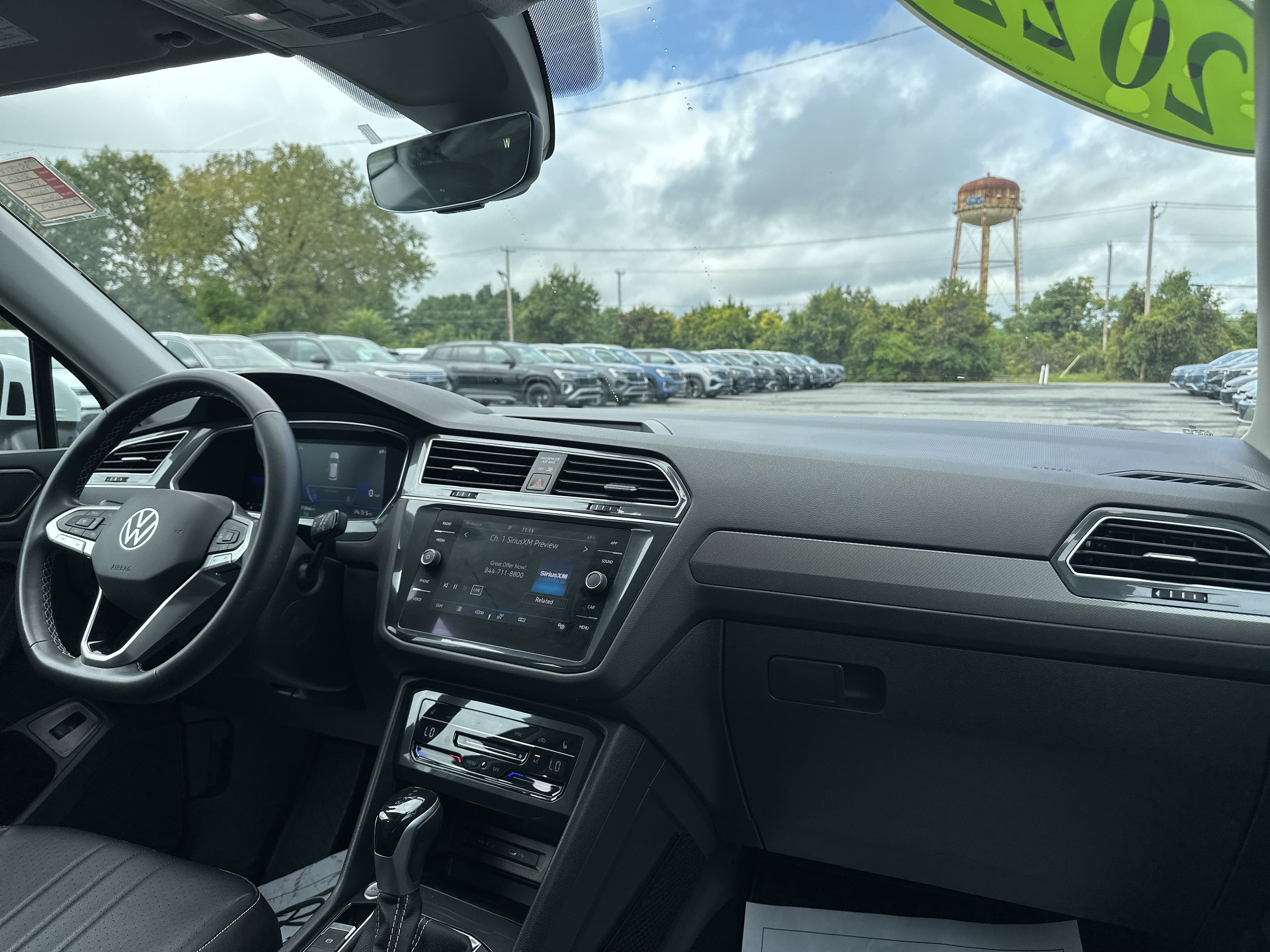 2022 Volkswagen Tiguan 2.0T SE