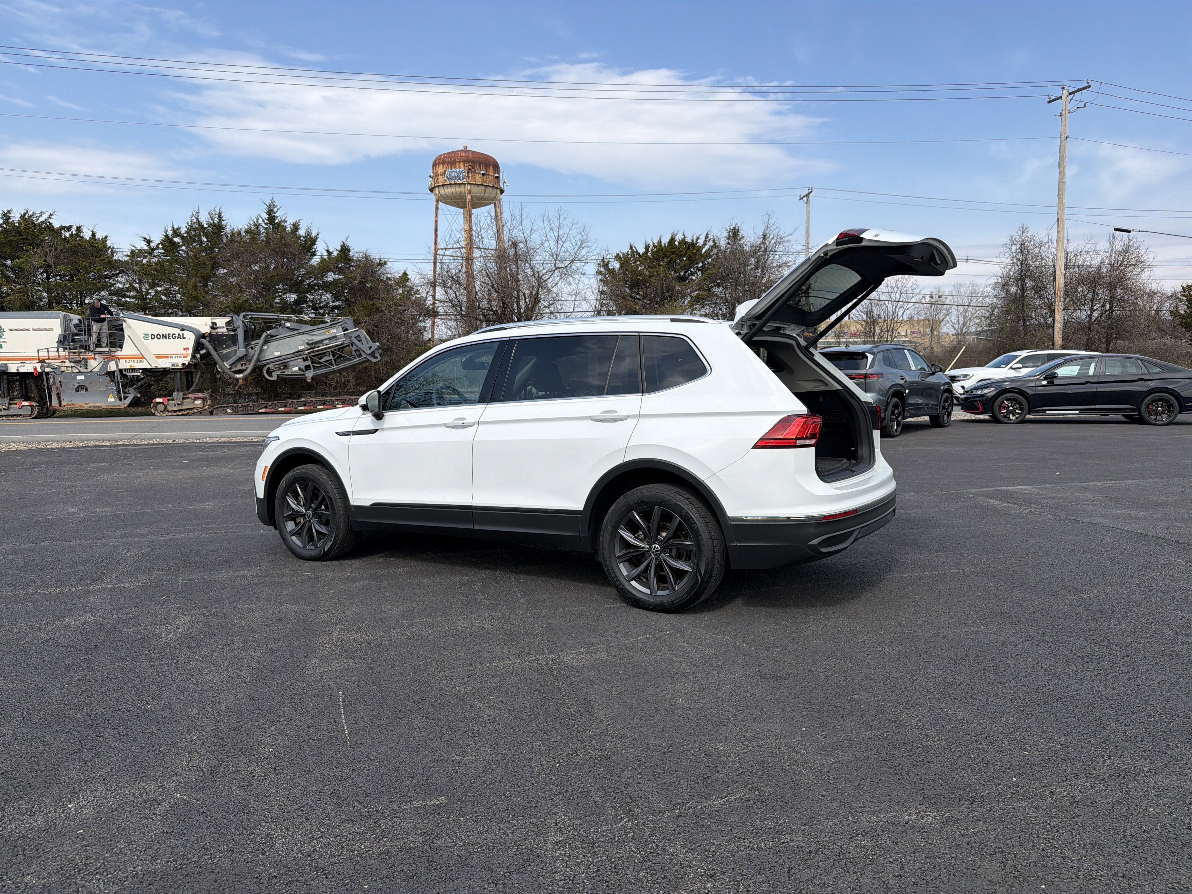 2022 Volkswagen Tiguan 2.0T SE