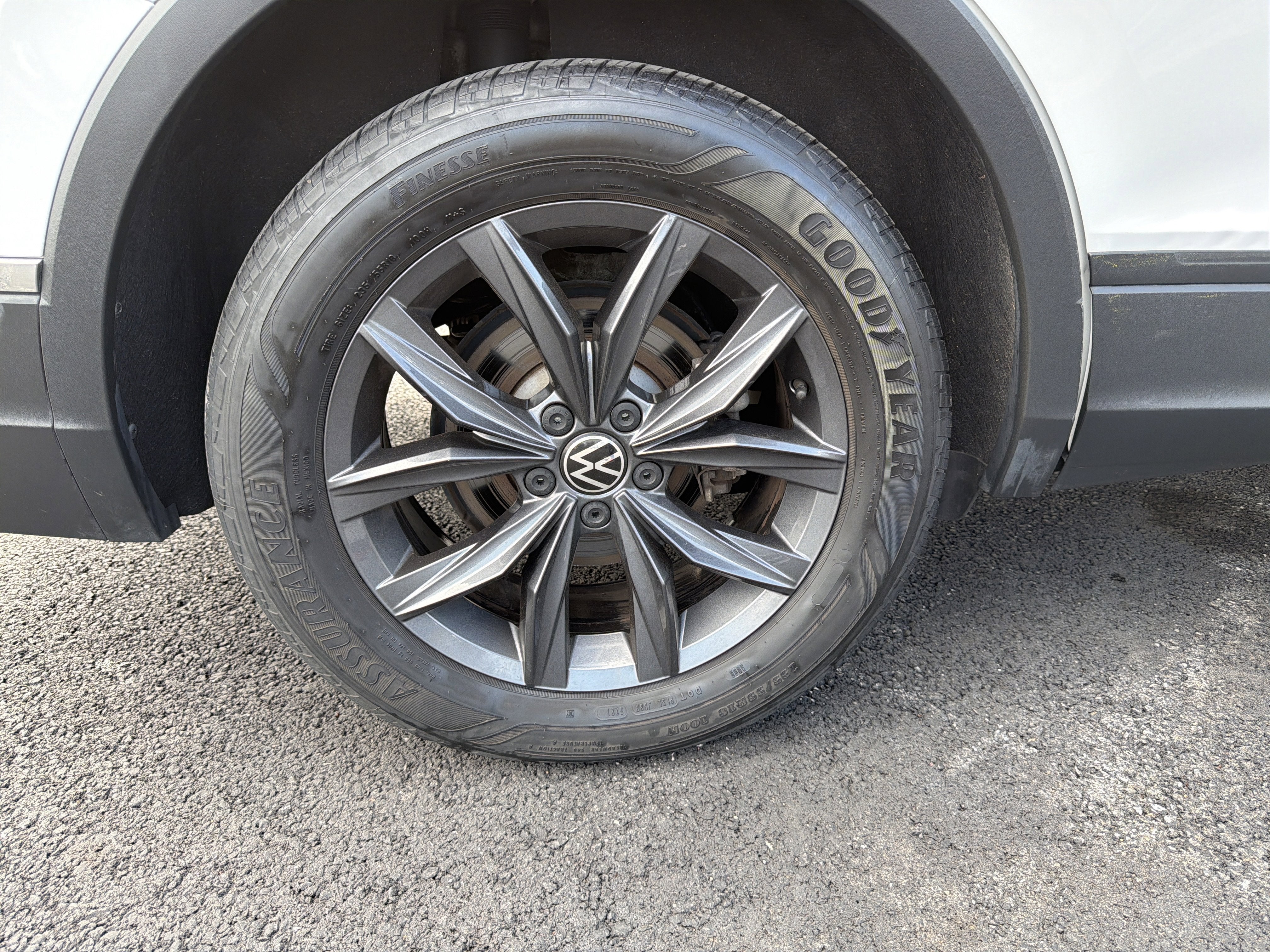 2022 Volkswagen Tiguan 2.0T SE