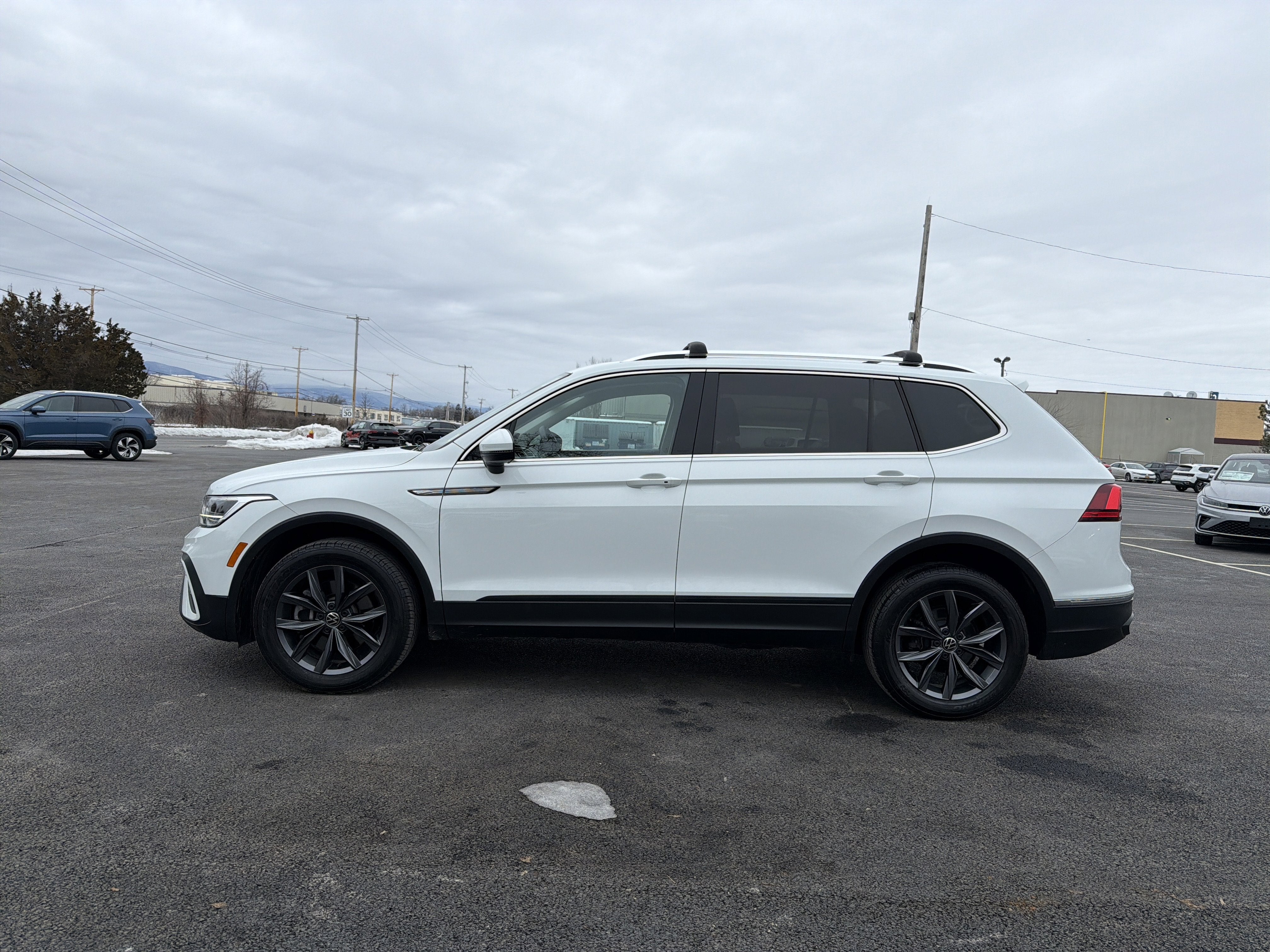 2022 Volkswagen Tiguan 2.0T SE