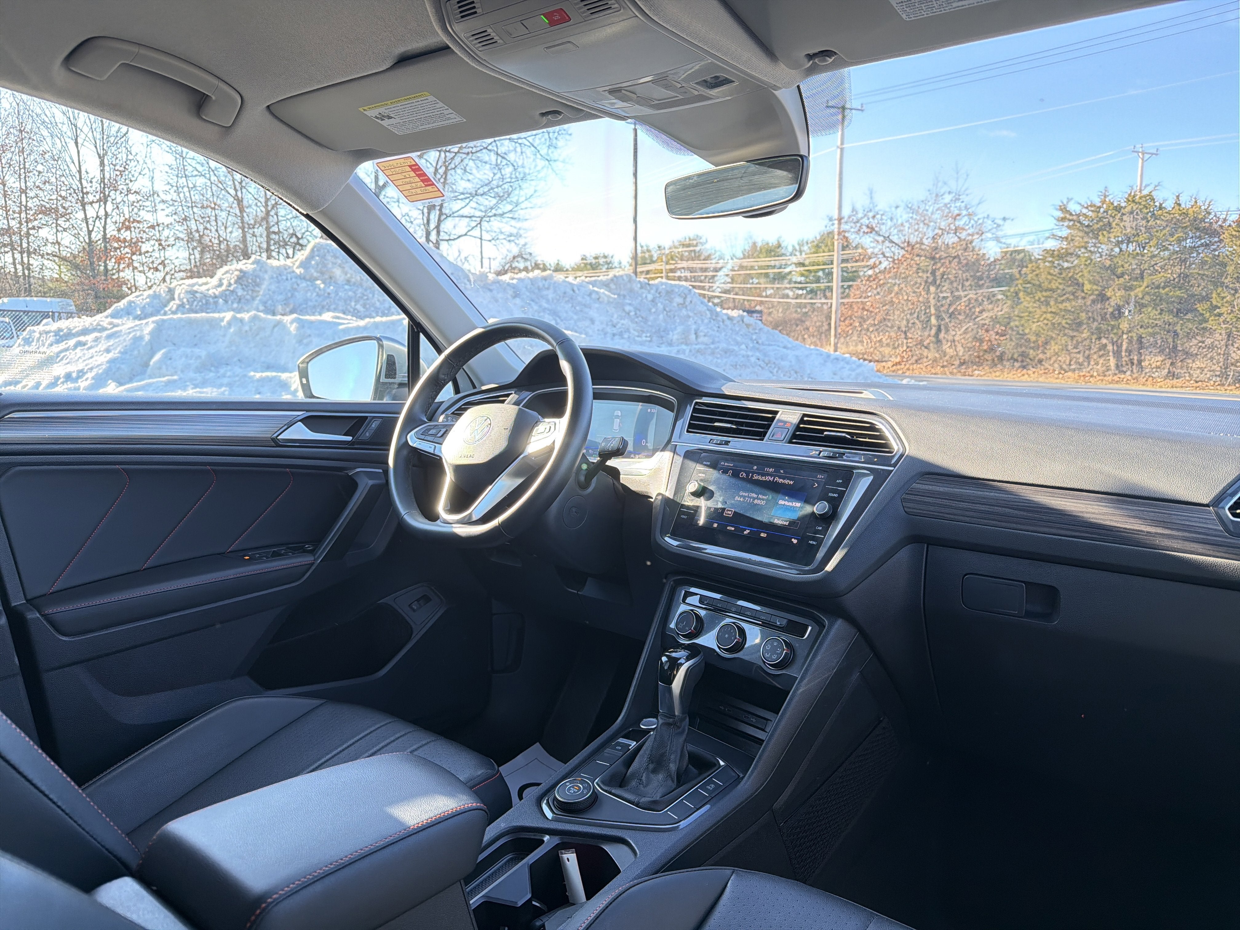 2024 Volkswagen Tiguan 2.0T SE