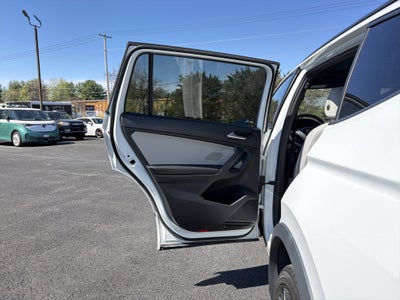 2021 Volkswagen Tiguan 2.0T SE R-Line Black