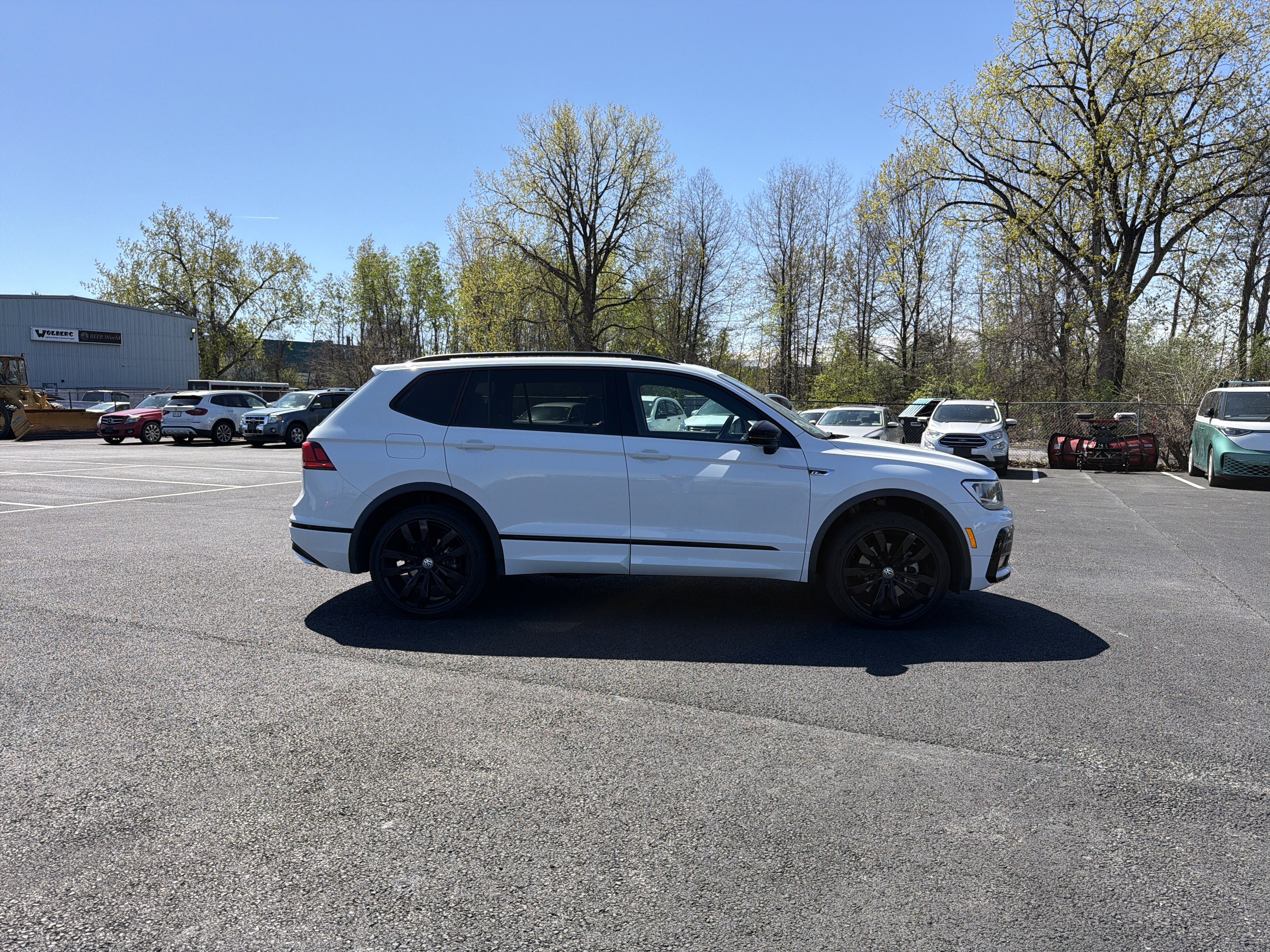 2021 Volkswagen Tiguan 2.0T SE R-Line Black