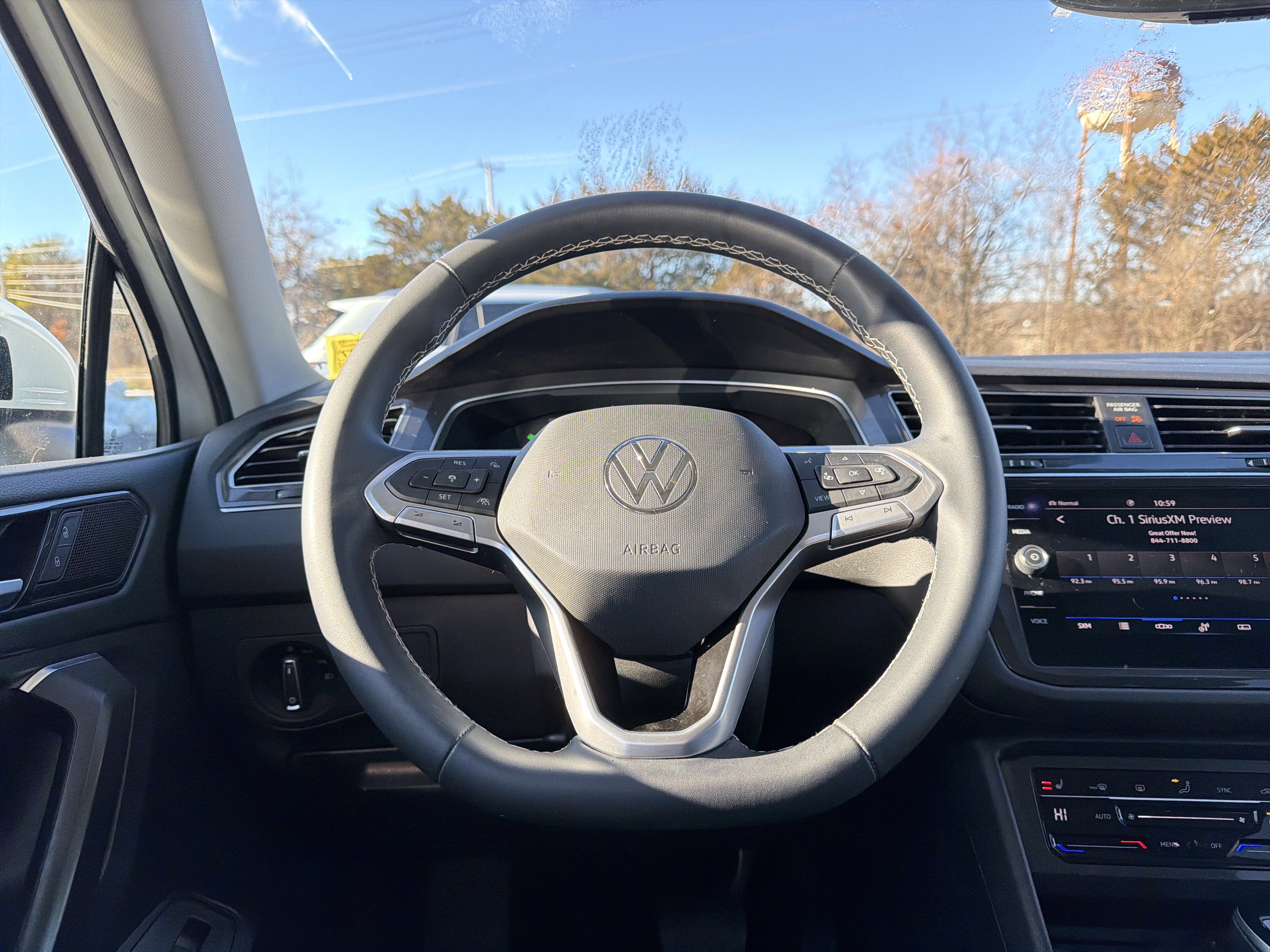 2022 Volkswagen Tiguan 2.0T SE