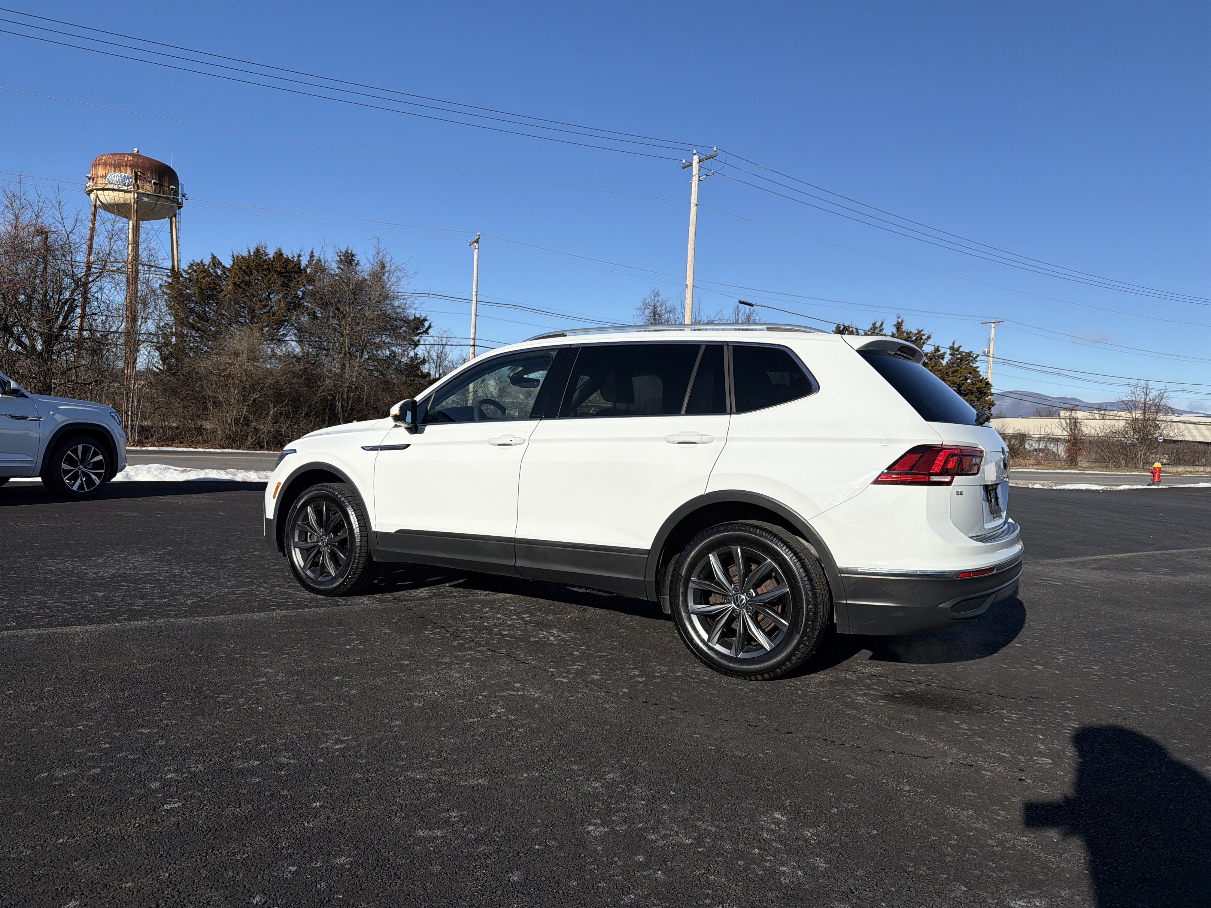 2022 Volkswagen Tiguan 2.0T SE