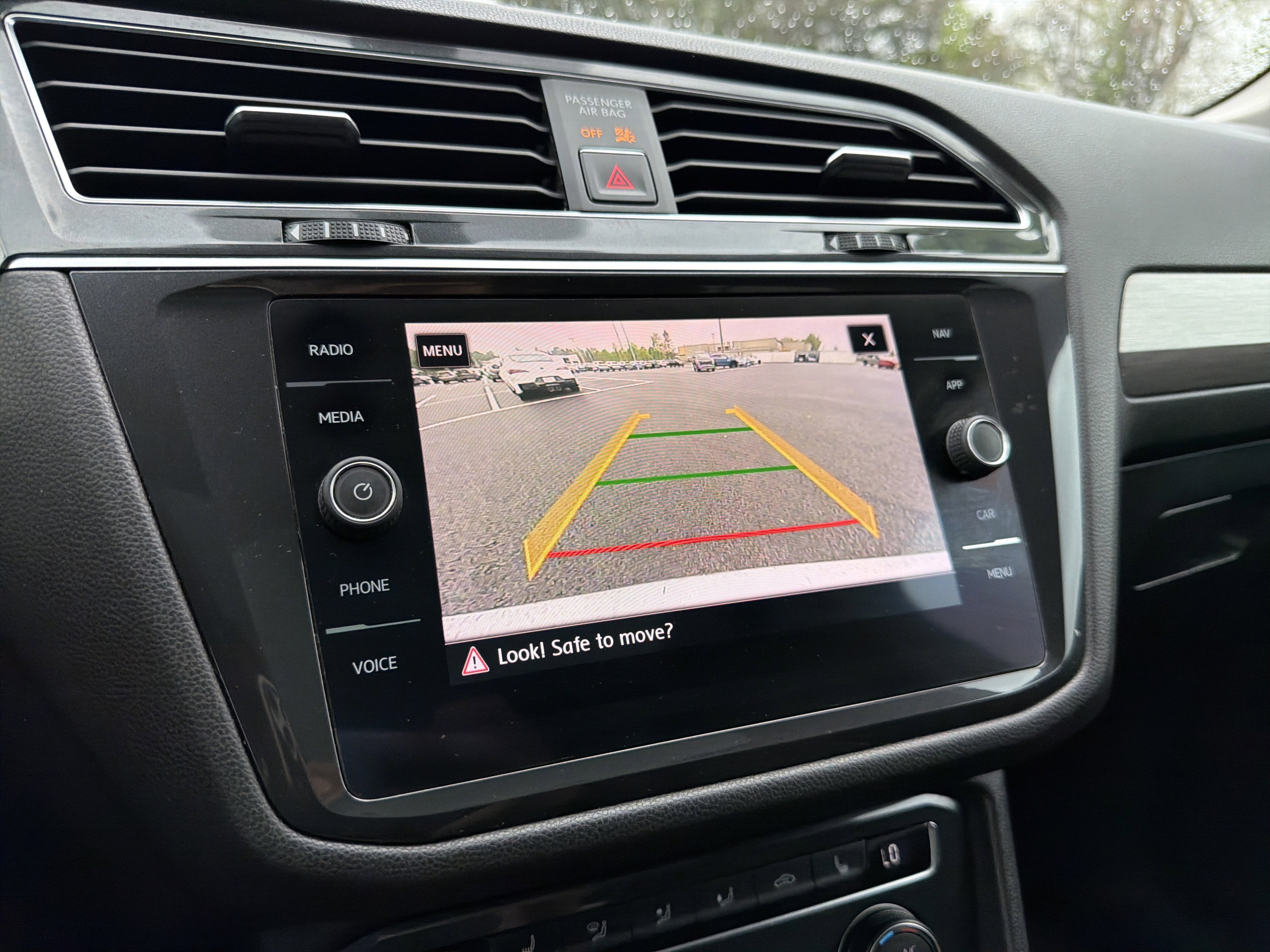 2018 Volkswagen Tiguan 2.0T SEL 4Motion