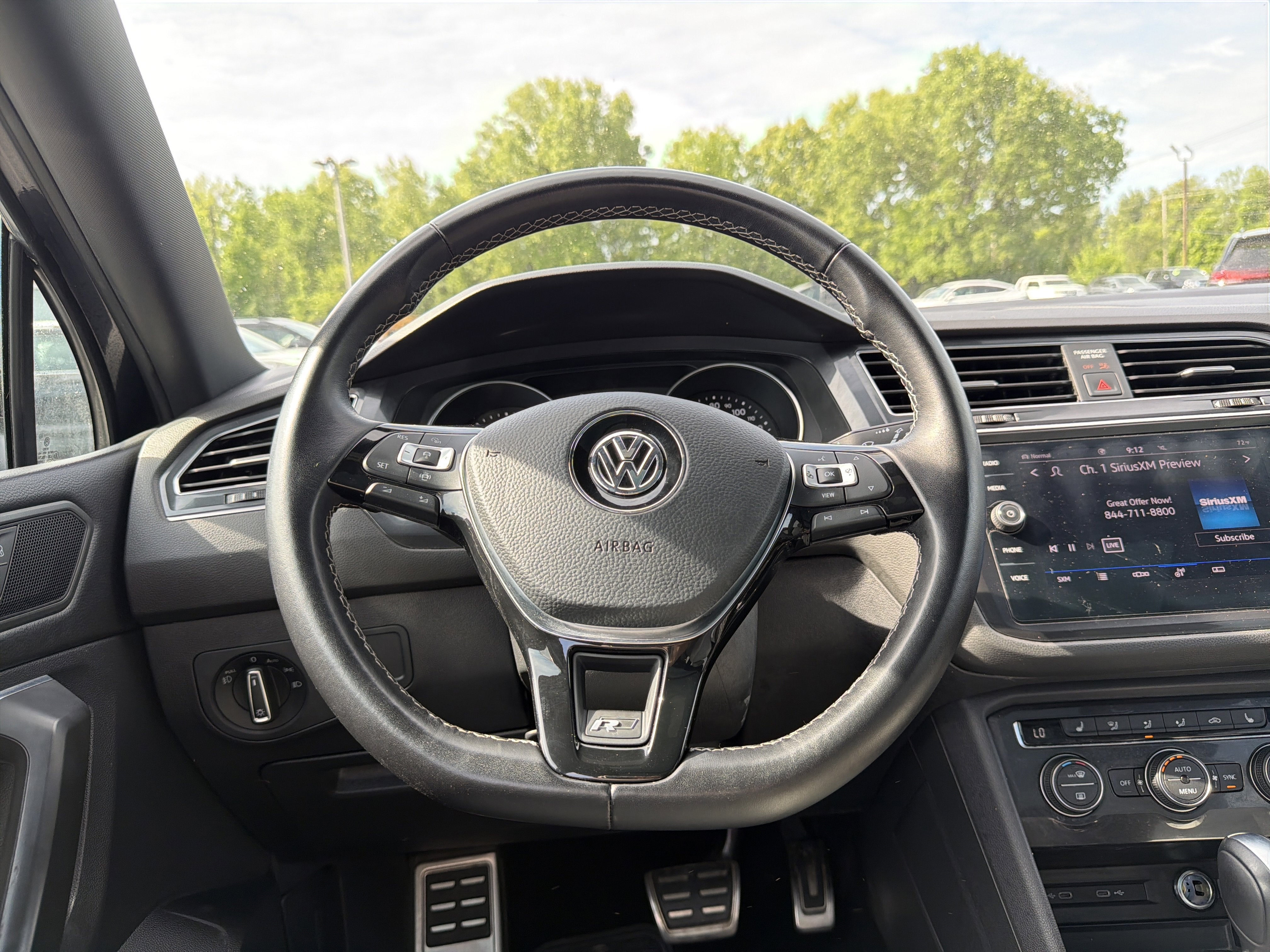 2021 Volkswagen Tiguan 2.0T SE R-Line Black