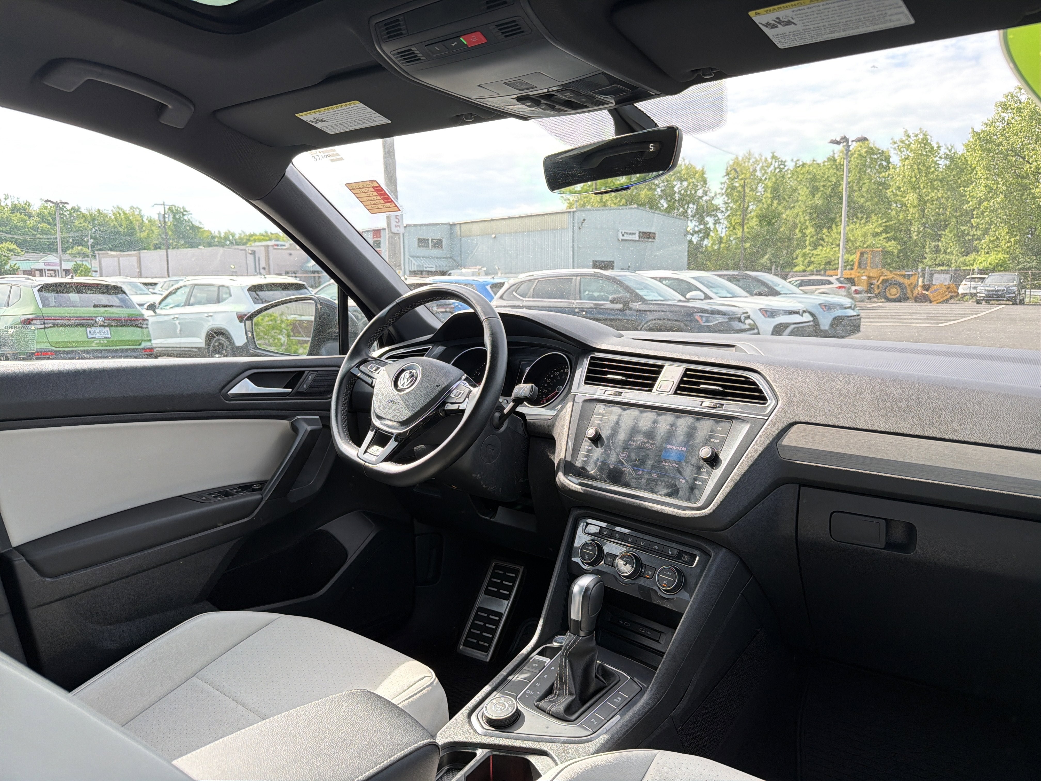 2021 Volkswagen Tiguan 2.0T SE R-Line Black