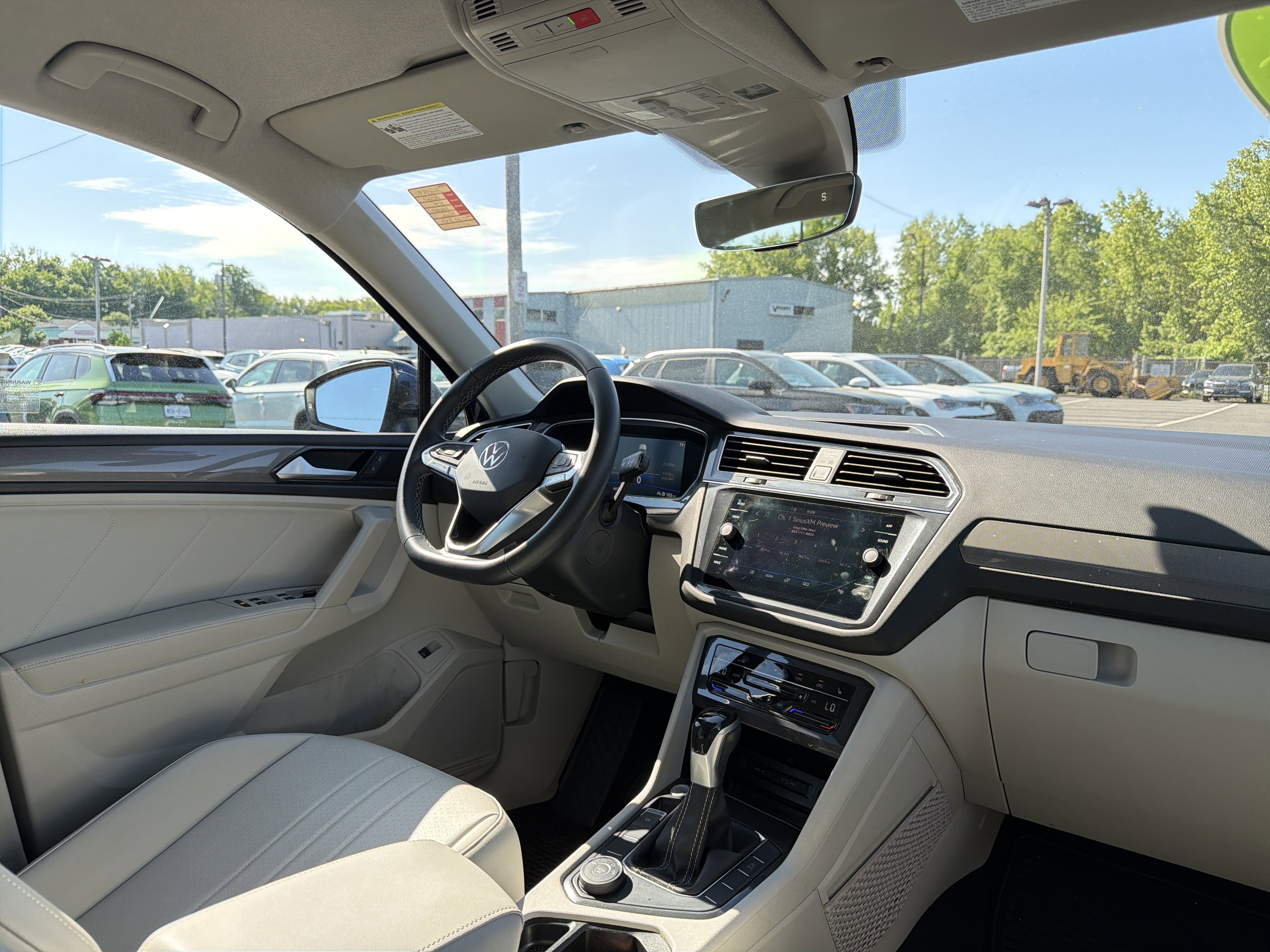2022 Volkswagen Tiguan 2.0T SE