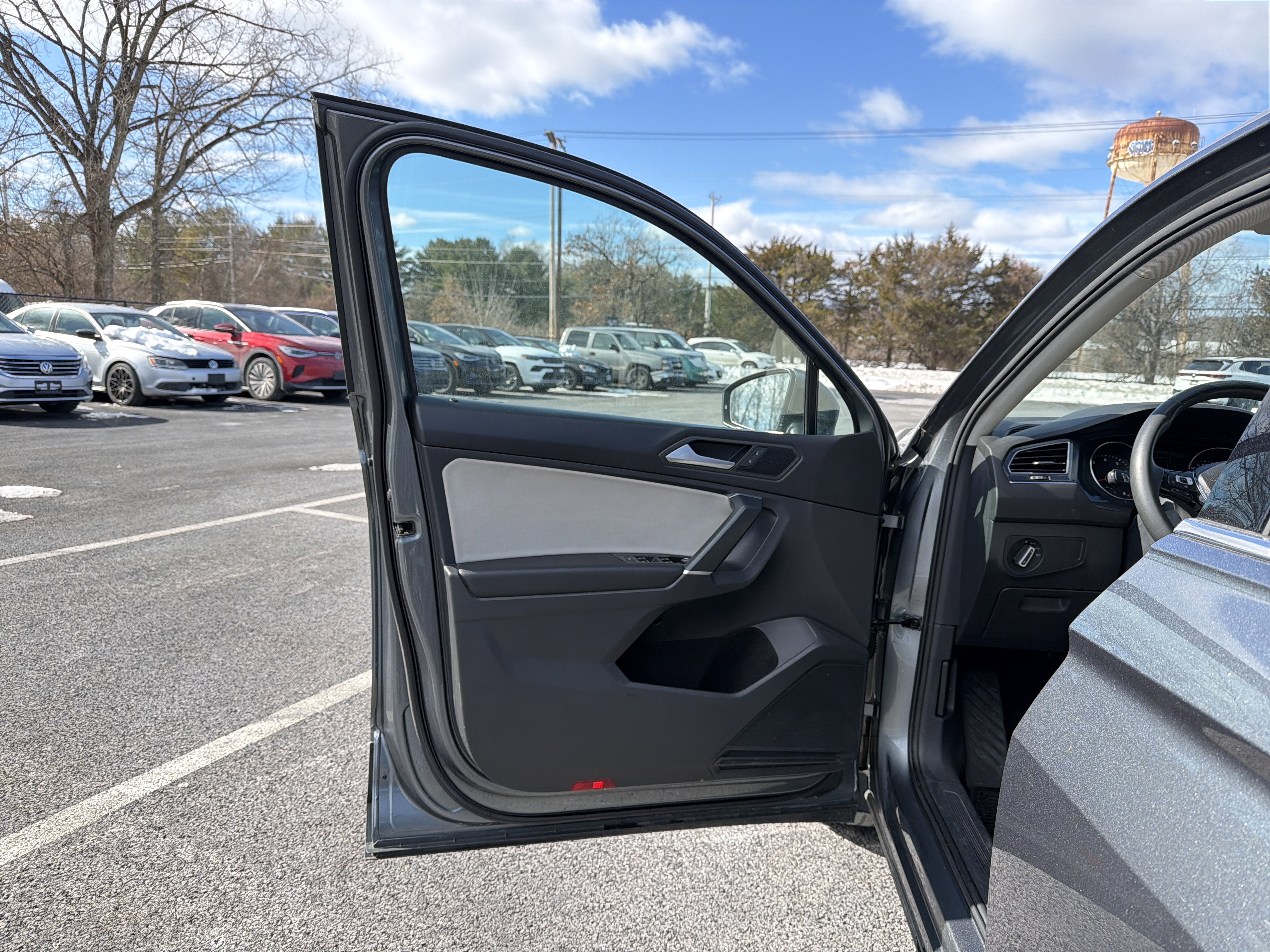 2020 Volkswagen Tiguan 2.0T SE 4Motion