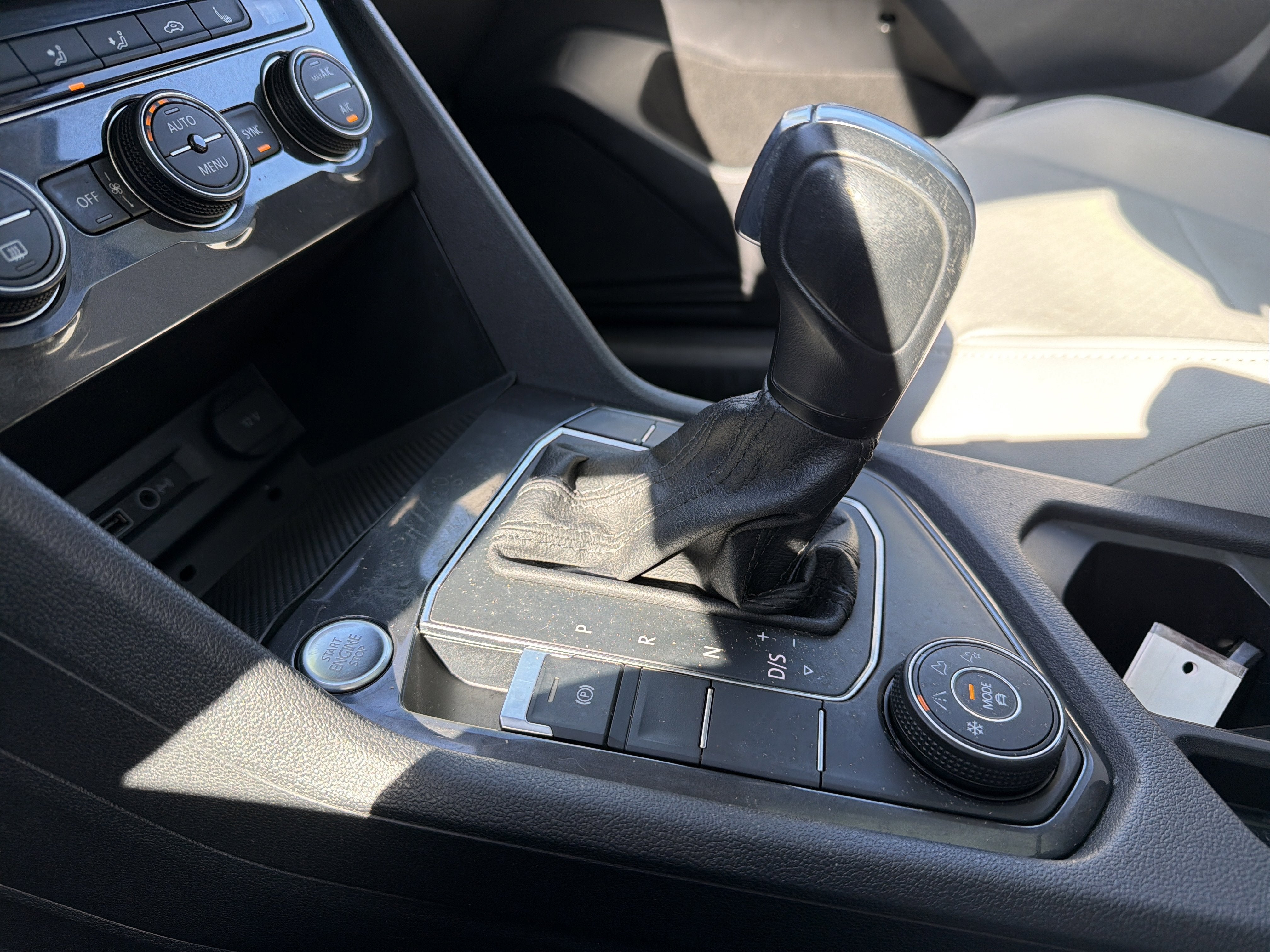 2020 Volkswagen Tiguan 2.0T SE 4Motion