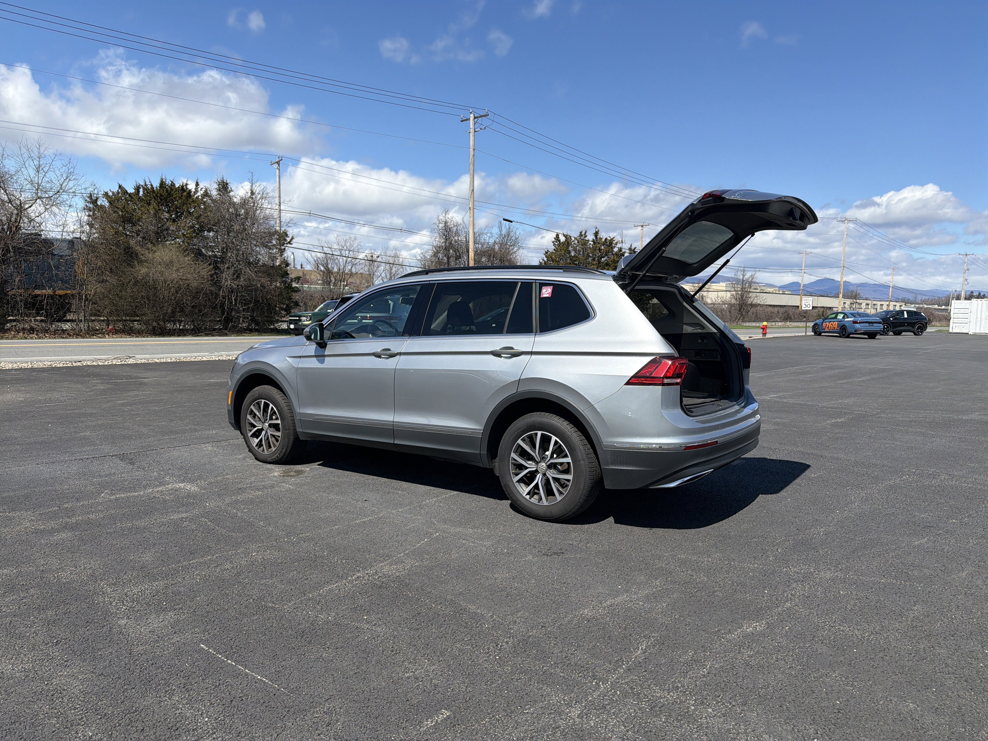 2020 Volkswagen Tiguan 2.0T SE 4Motion