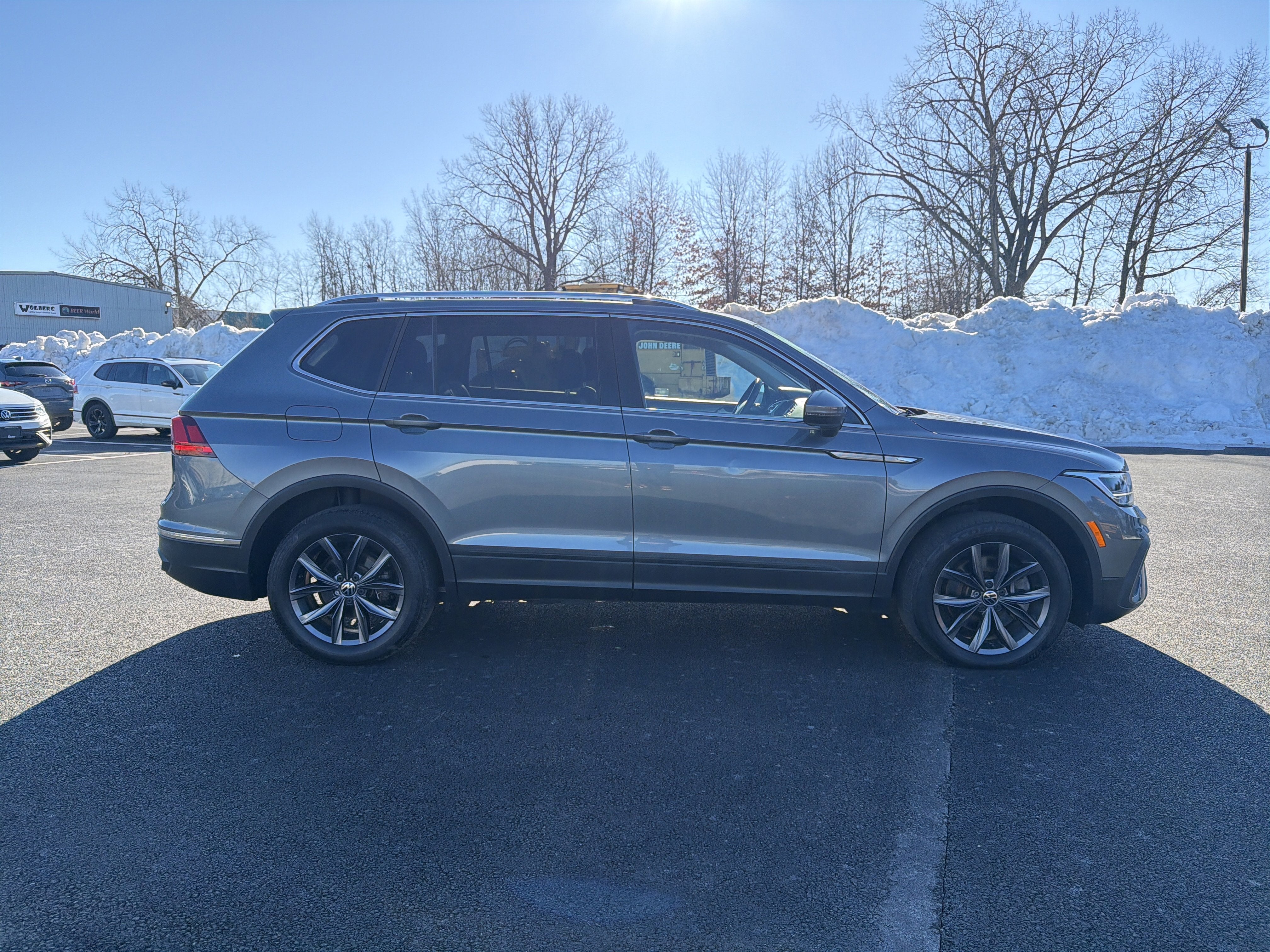 2022 Volkswagen Tiguan 2.0T SE