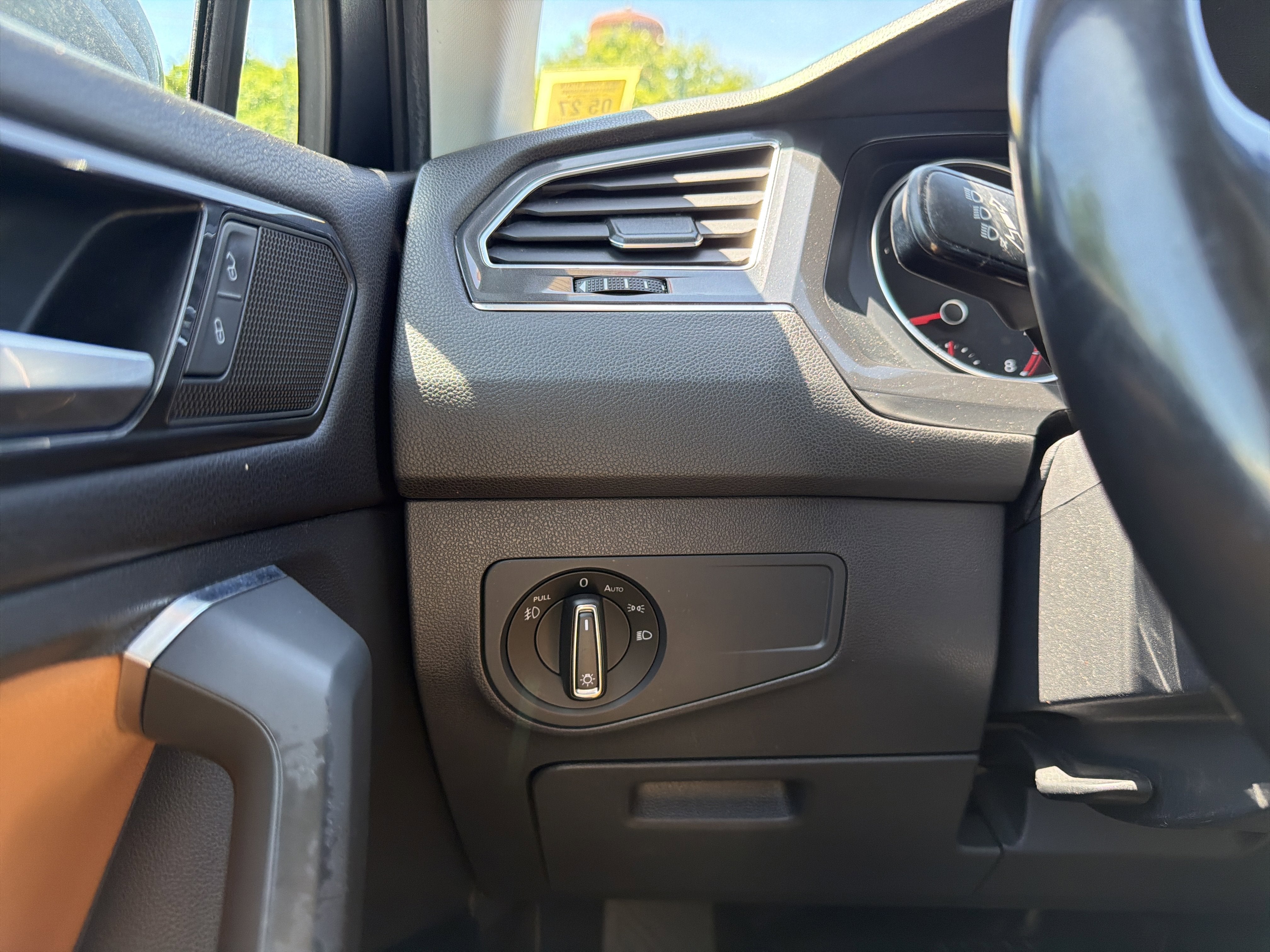 2018 Volkswagen Tiguan 2.0T SEL 4Motion