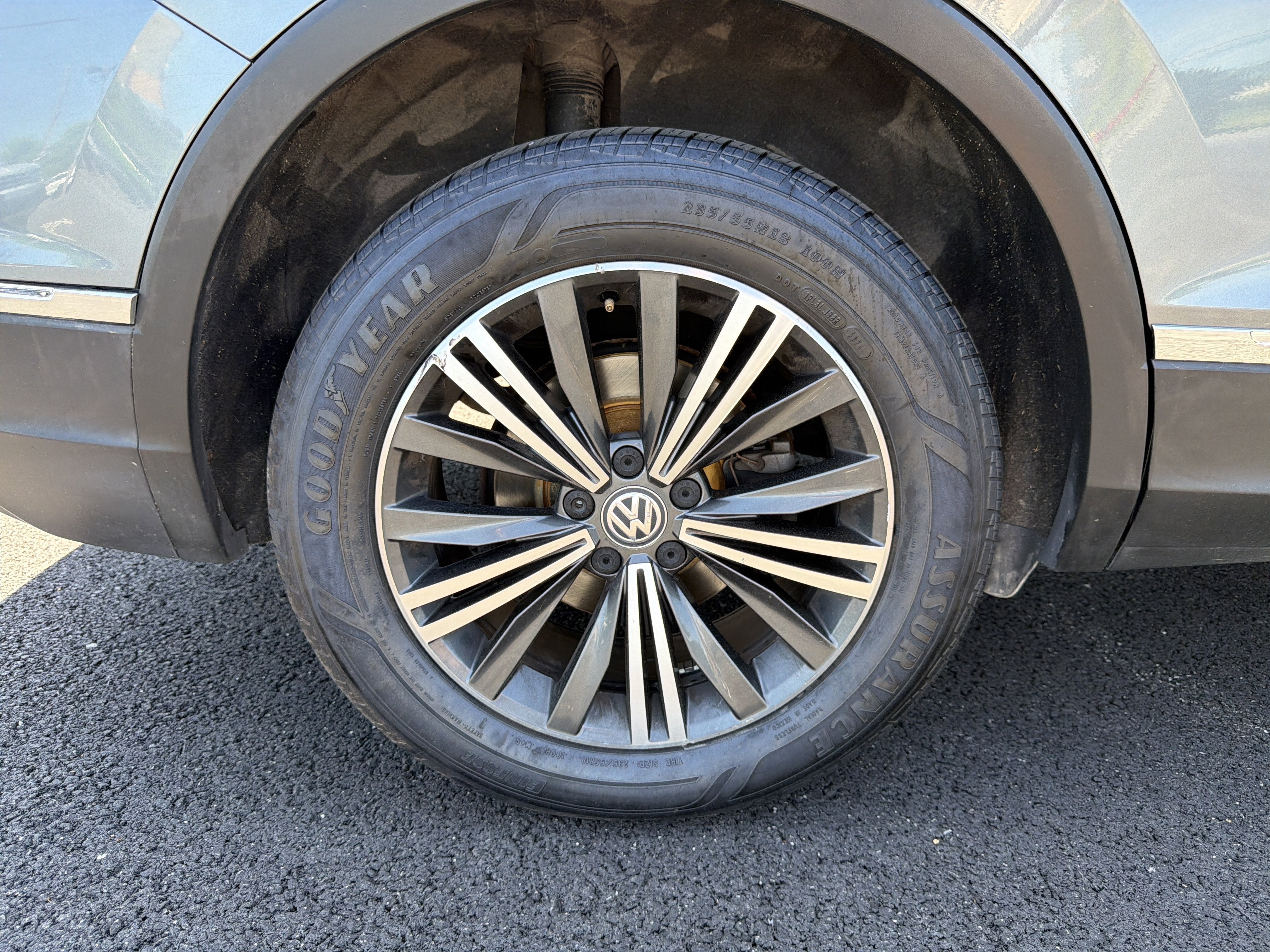 2018 Volkswagen Tiguan 2.0T SEL 4Motion