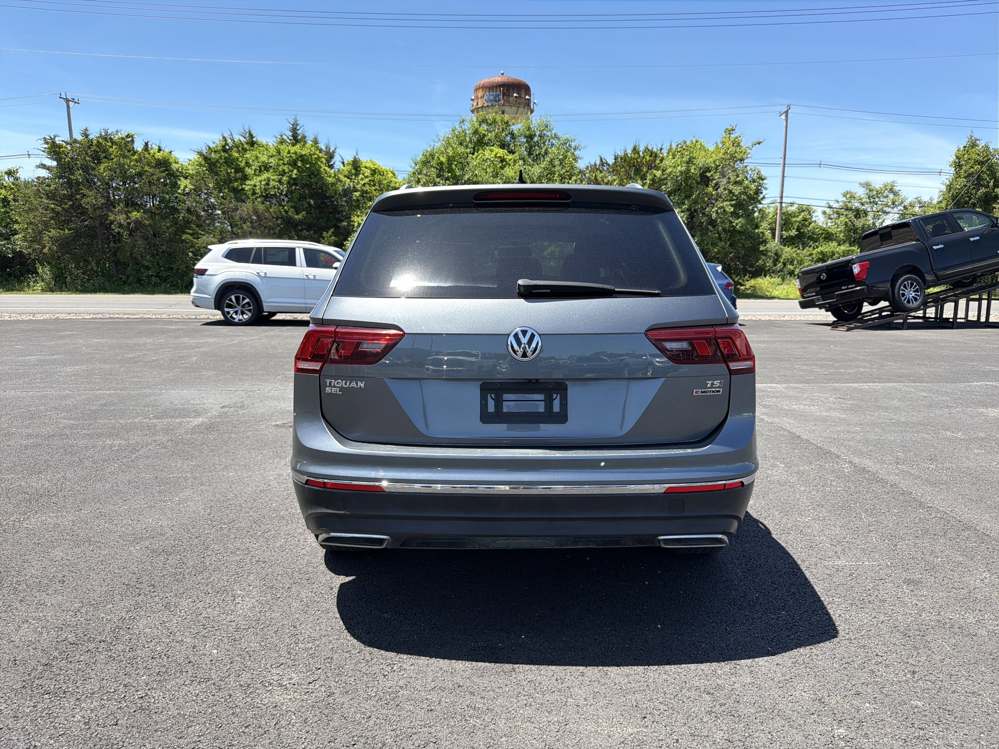 2018 Volkswagen Tiguan 2.0T SEL 4Motion