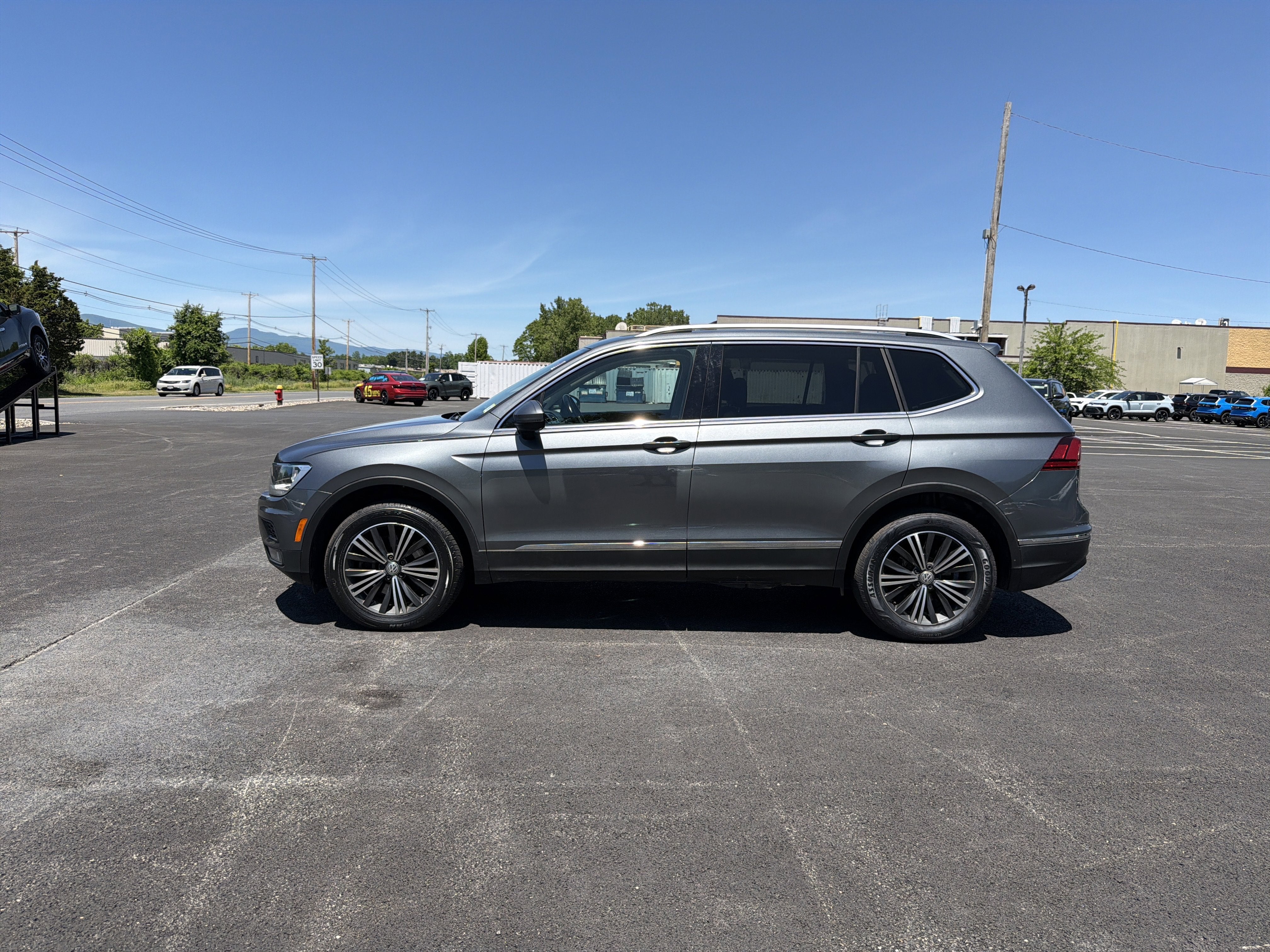 2018 Volkswagen Tiguan 2.0T SEL 4Motion