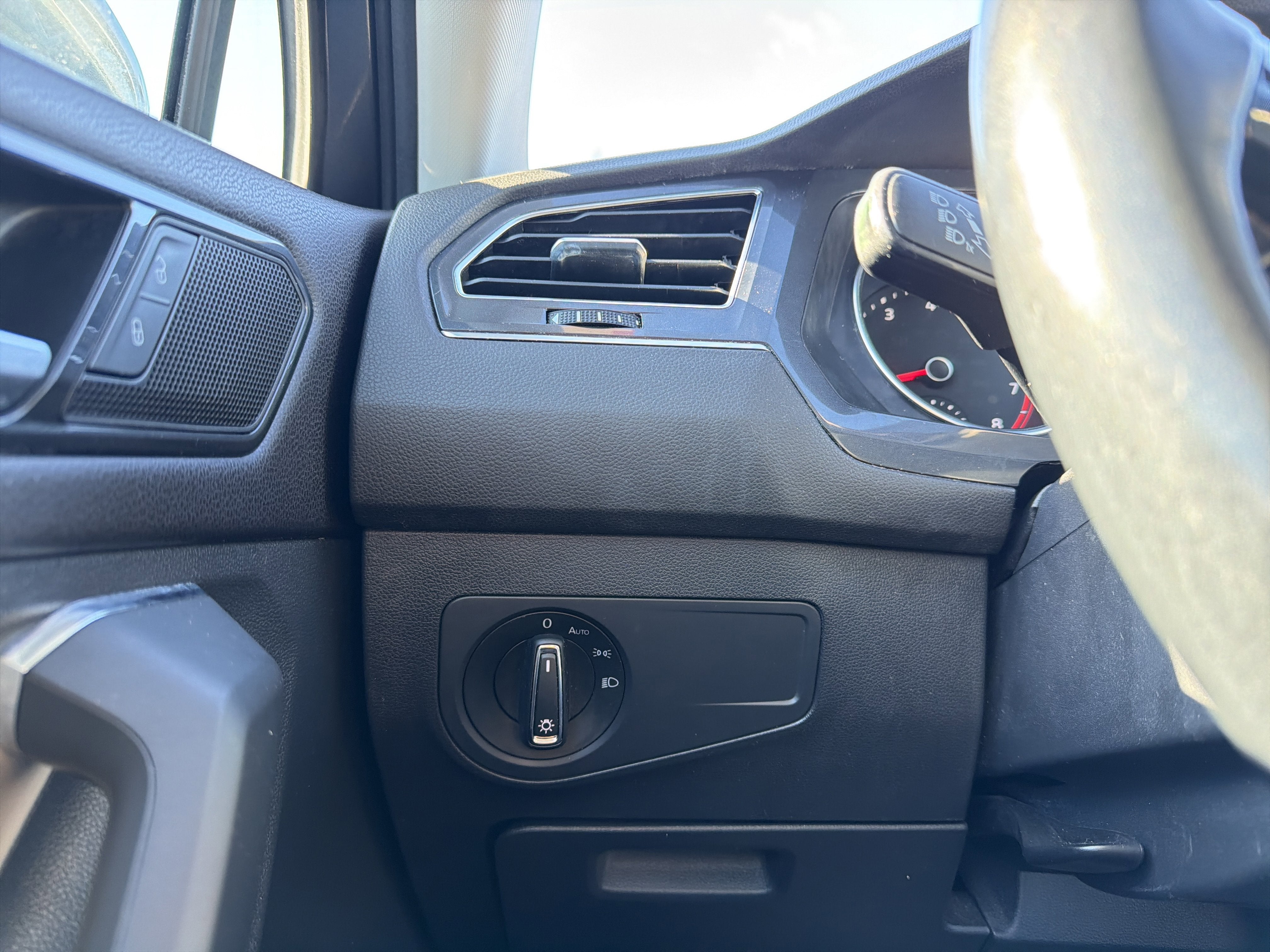 2018 Volkswagen Tiguan 2.0T SE 4Motion