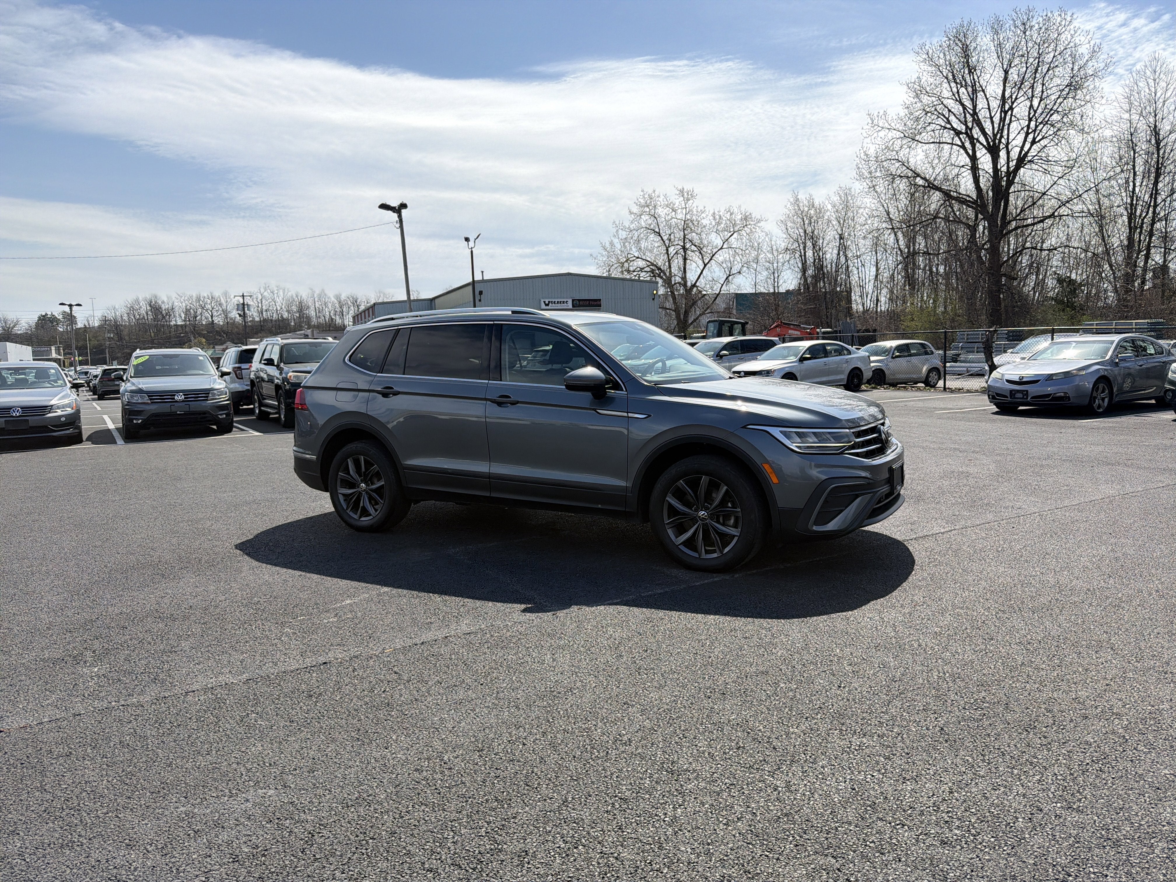 2022 Volkswagen Tiguan 2.0T SE