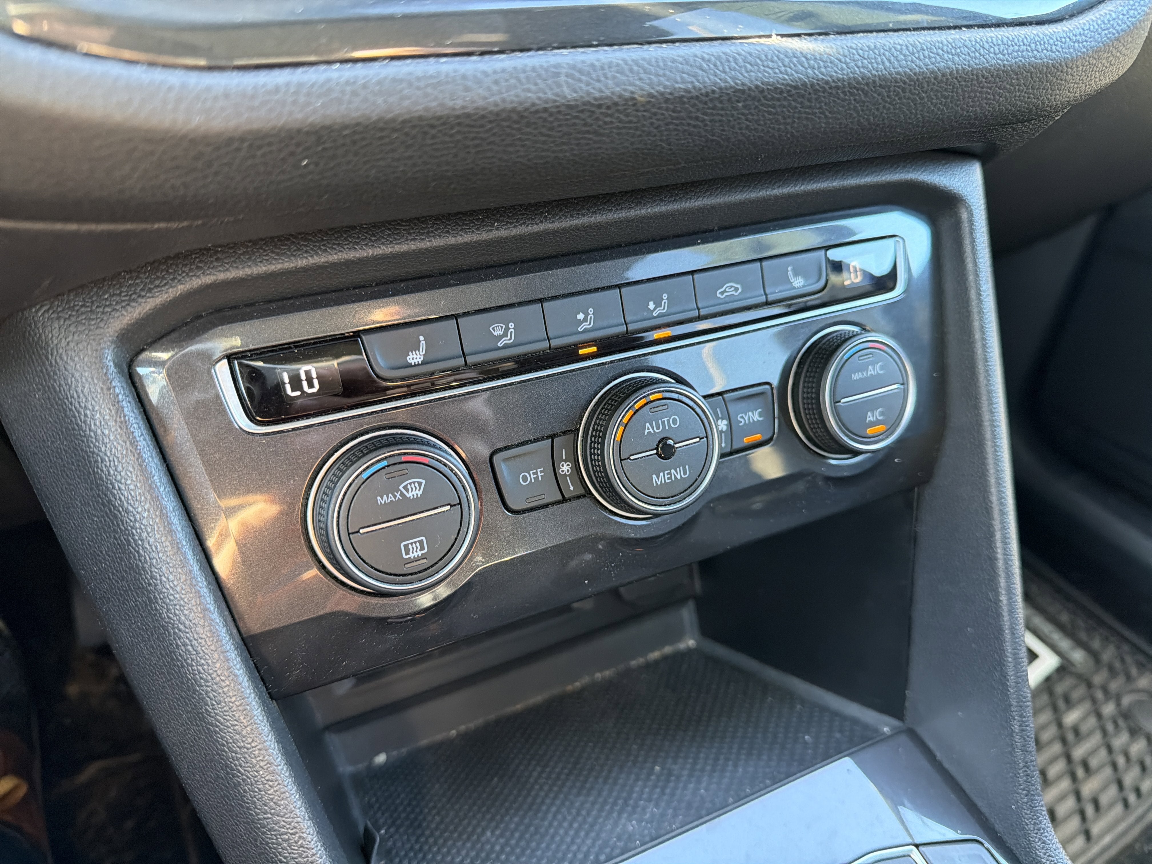 2019 Volkswagen Tiguan 2.0T SEL 4Motion