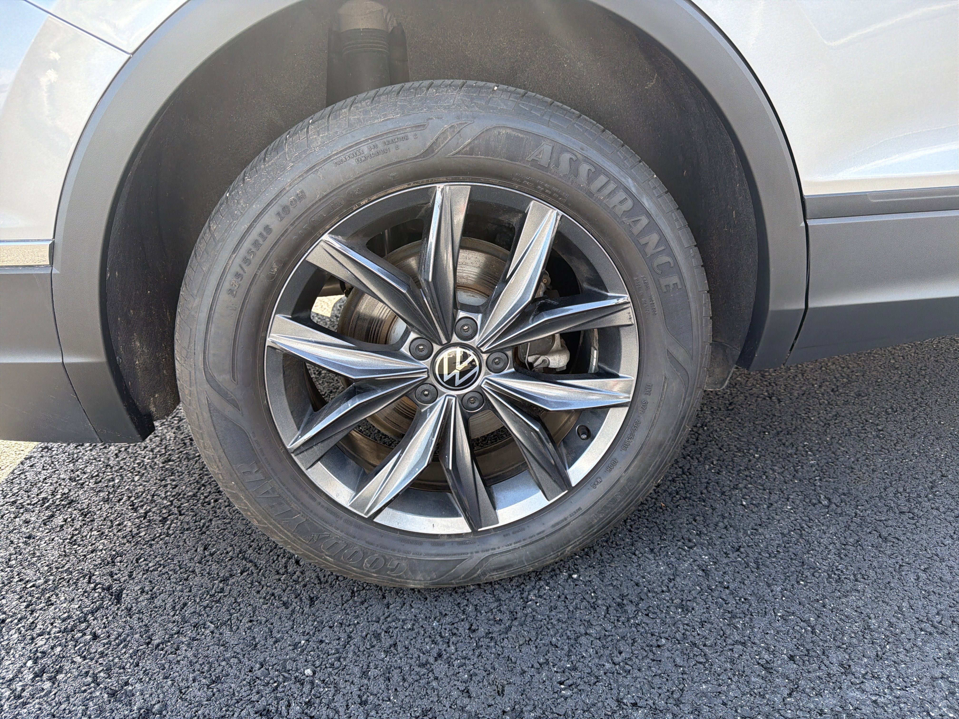 2022 Volkswagen Tiguan 2.0T SE