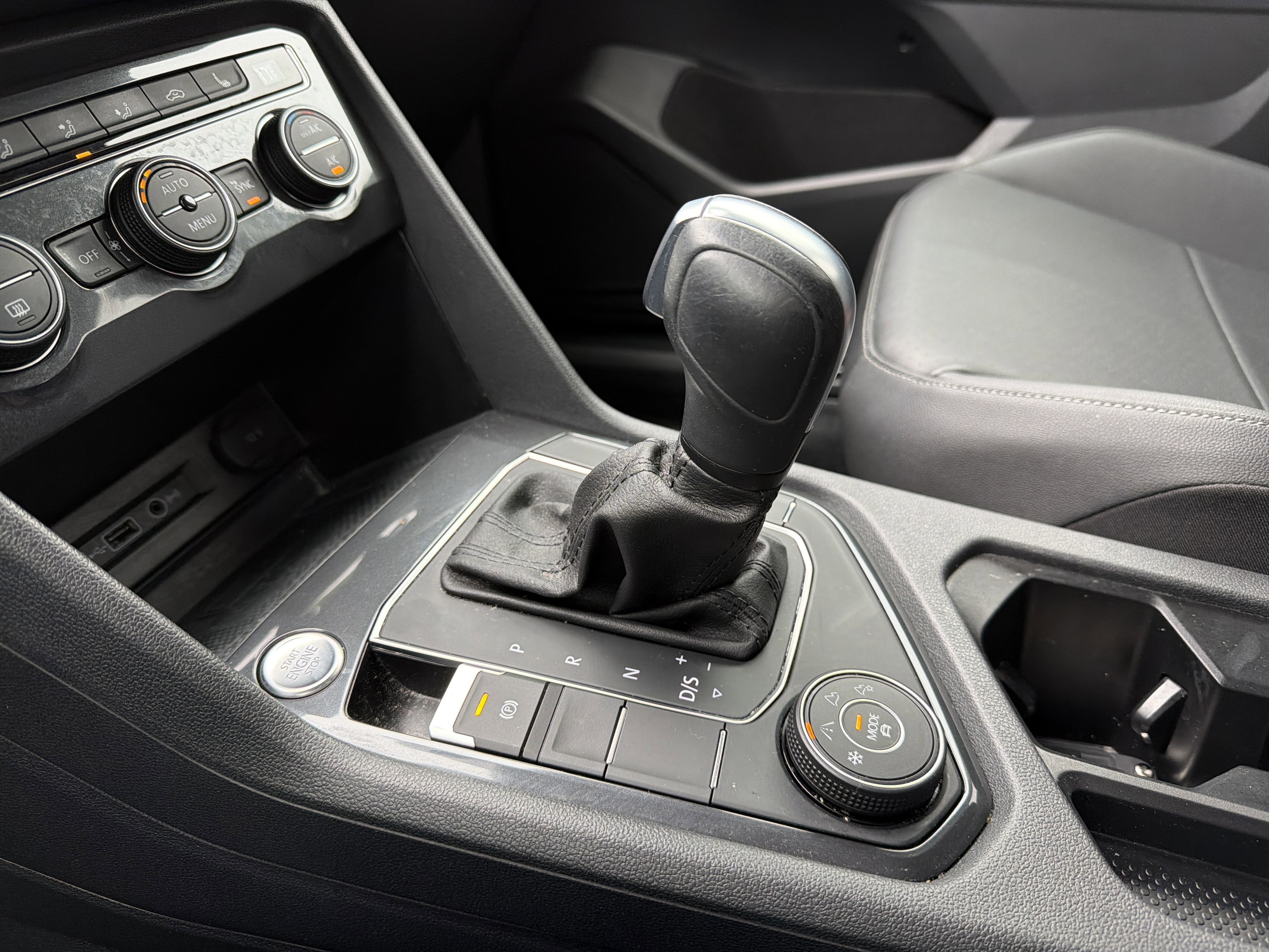 2020 Volkswagen Tiguan 2.0T SE 4Motion