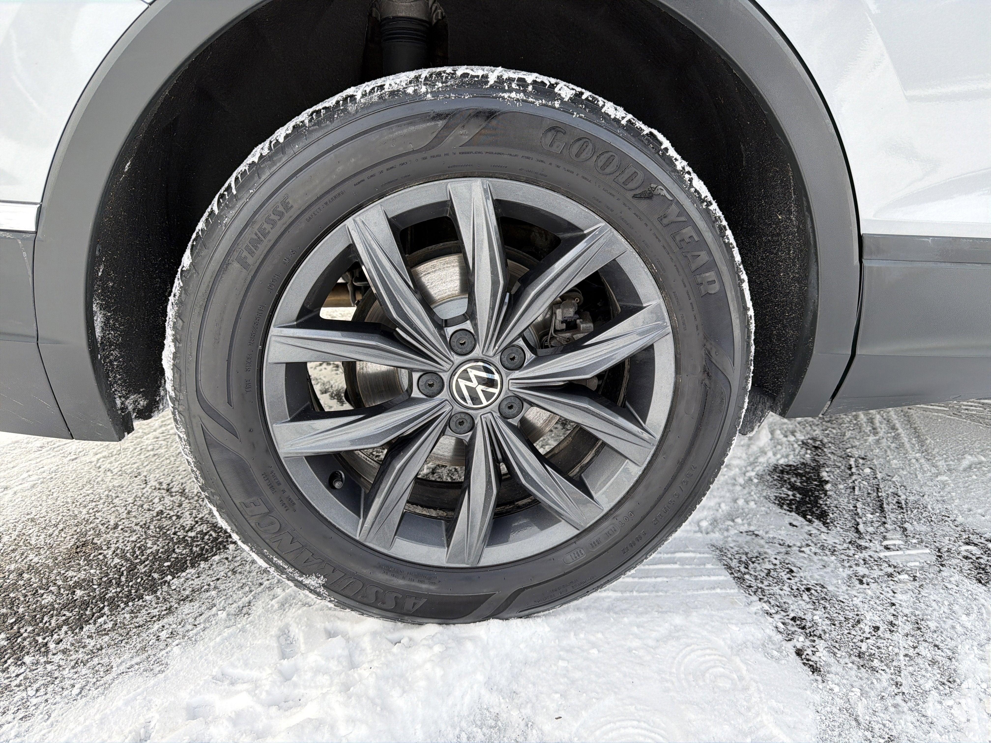 2022 Volkswagen Tiguan 2.0T SE