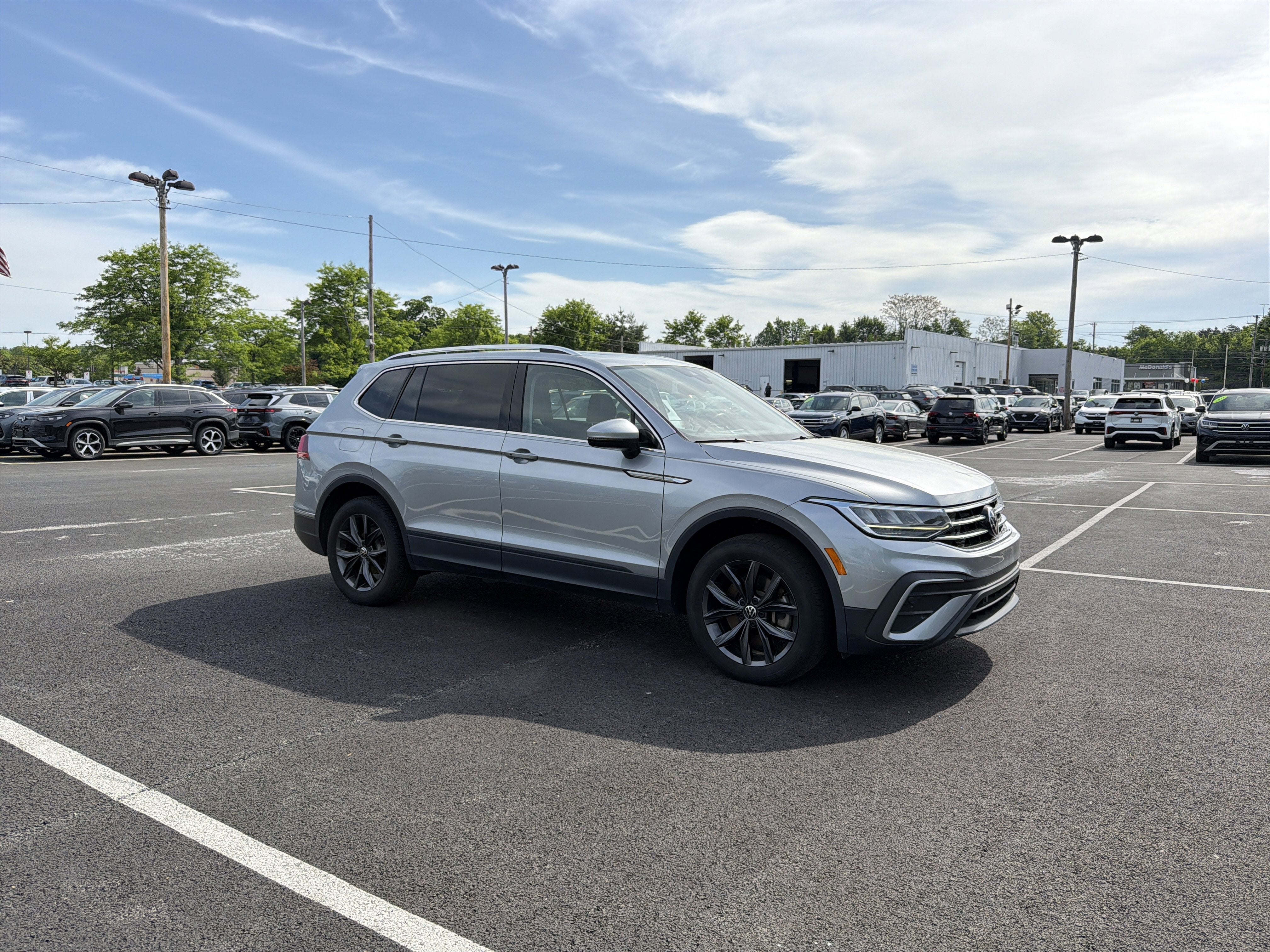 2022 Volkswagen Tiguan 2.0T SE