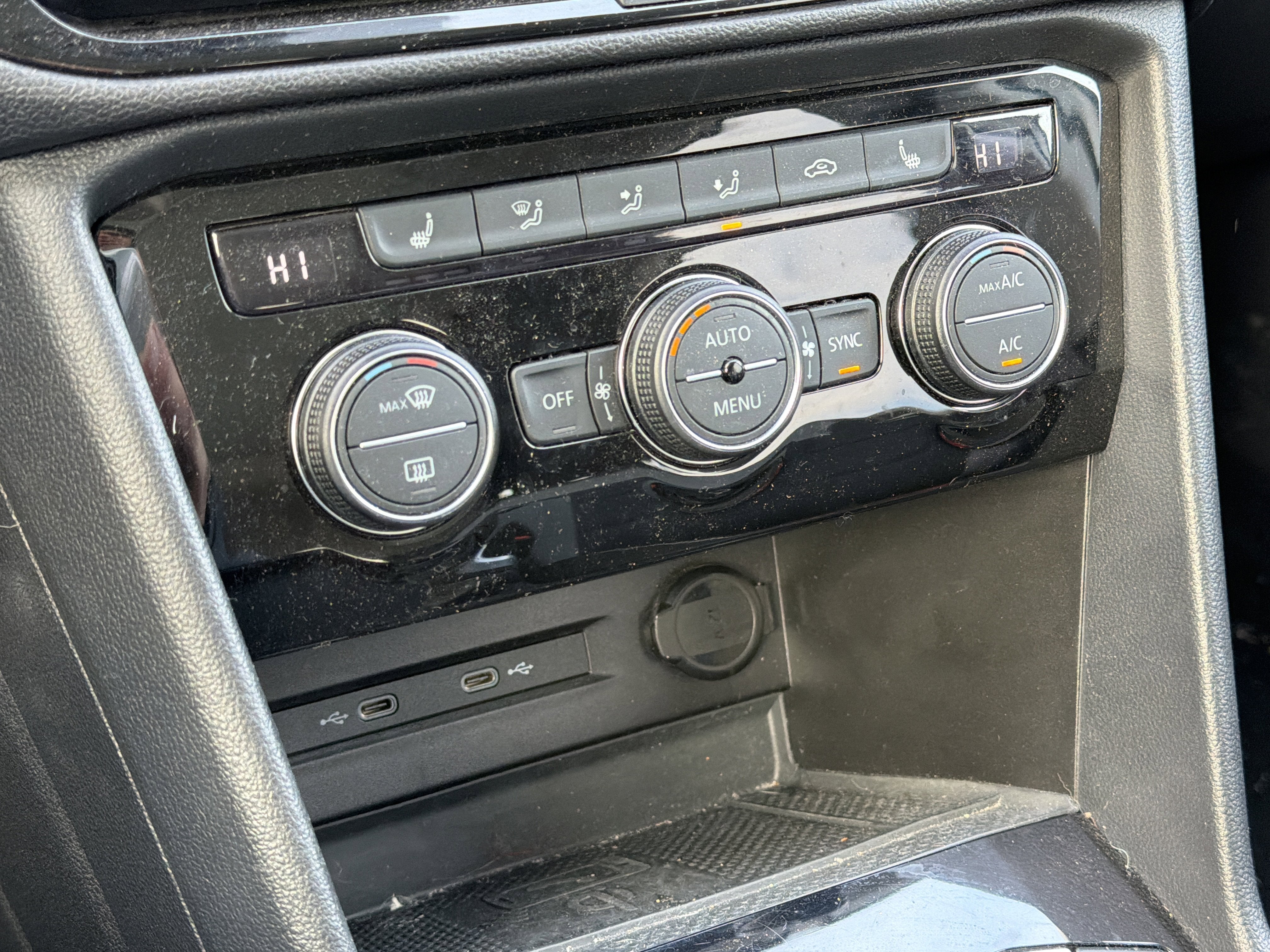 2023 Volkswagen Taos 1.5T SEL