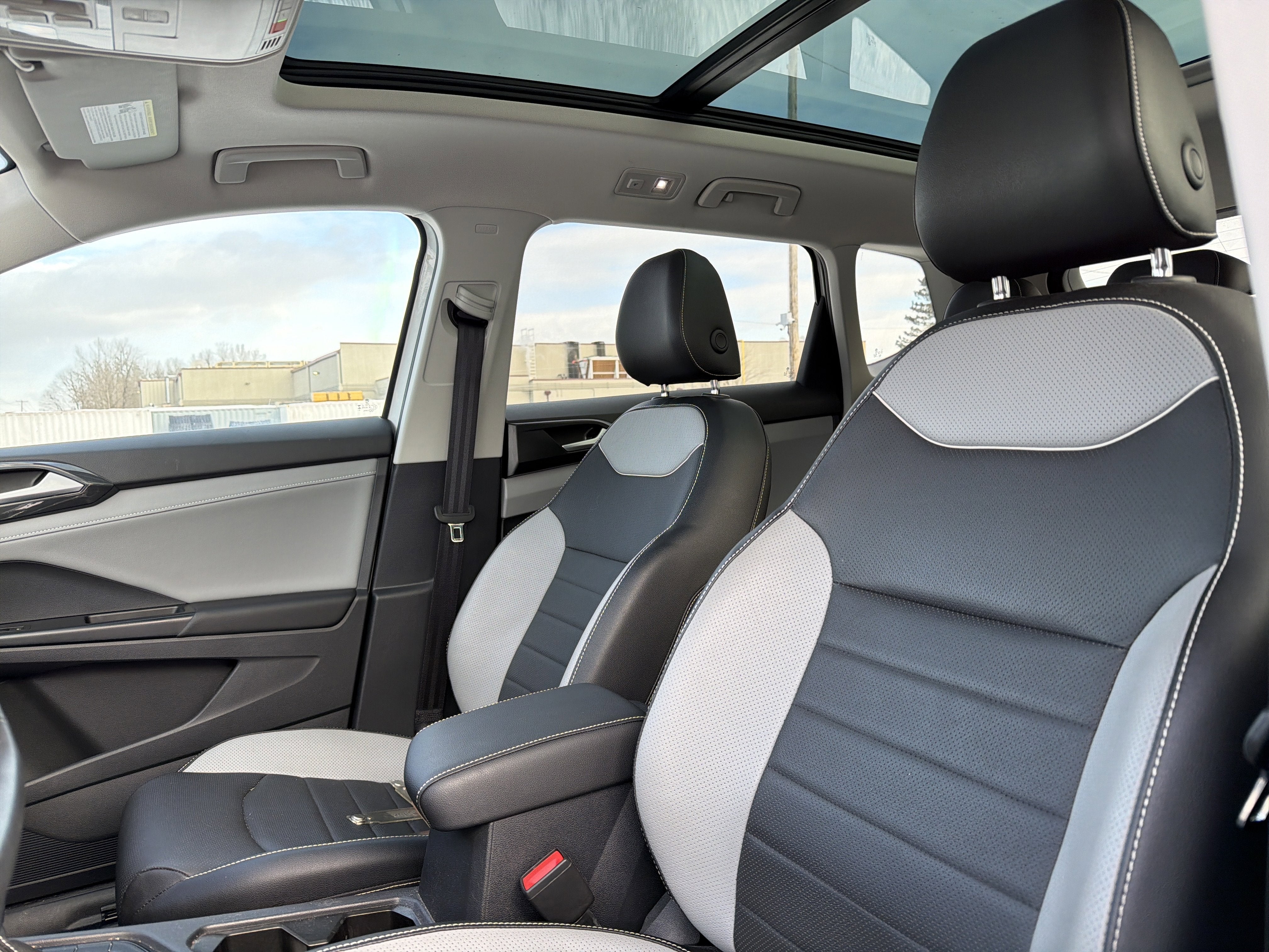 2023 Volkswagen Taos 1.5T SEL