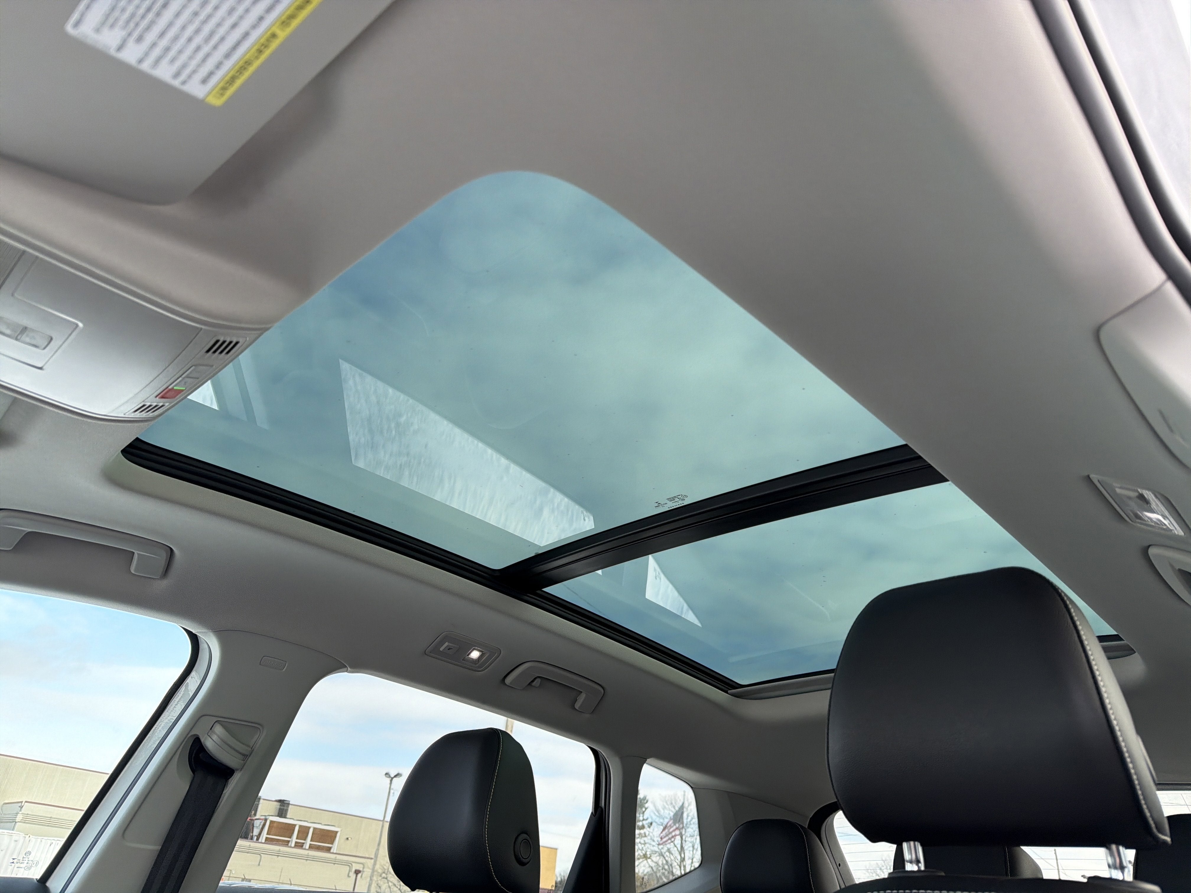 2023 Volkswagen Taos 1.5T SEL