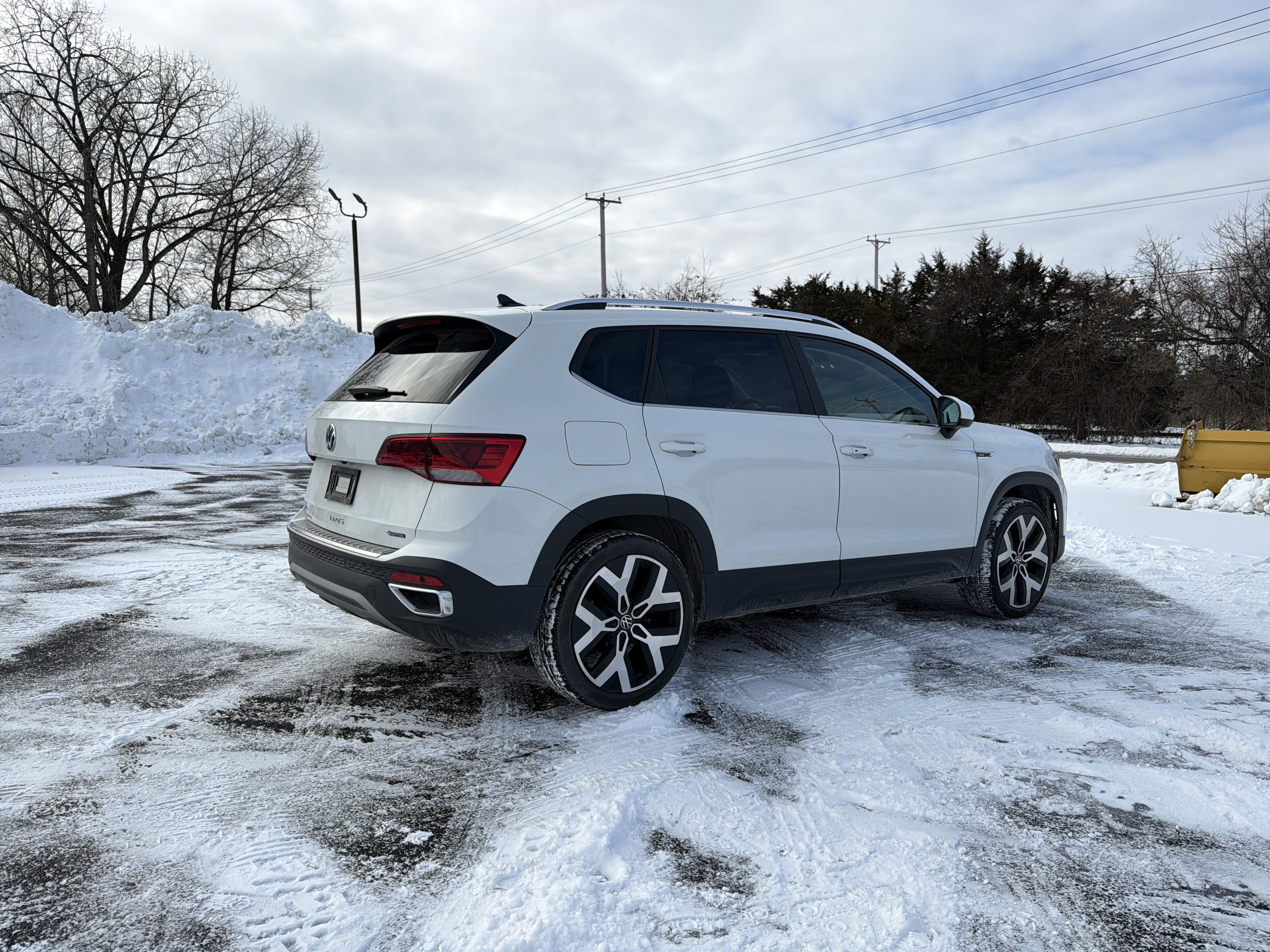 2023 Volkswagen Taos 1.5T SEL