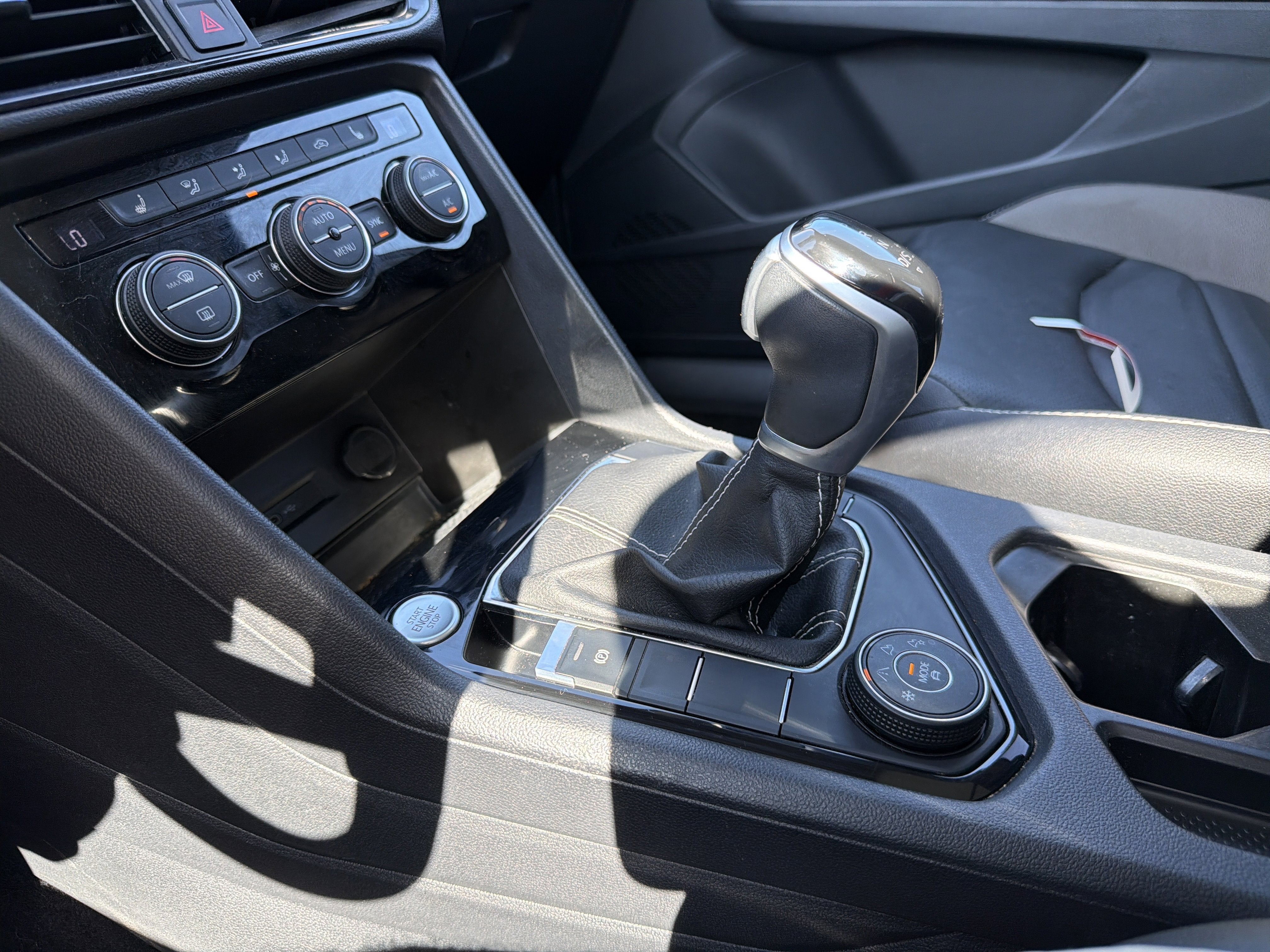 2023 Volkswagen Taos 1.5T SEL