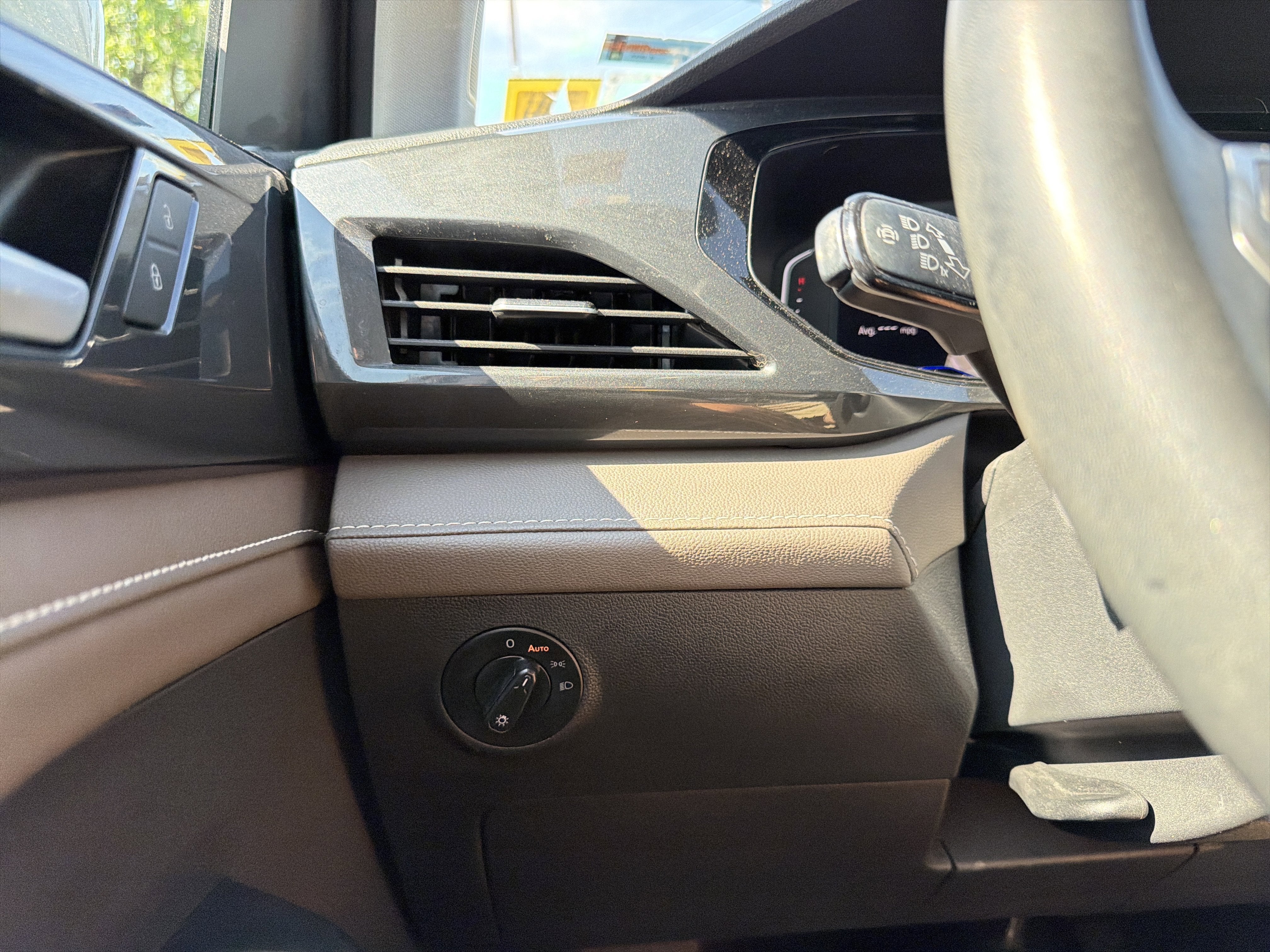 2023 Volkswagen Taos 1.5T SEL