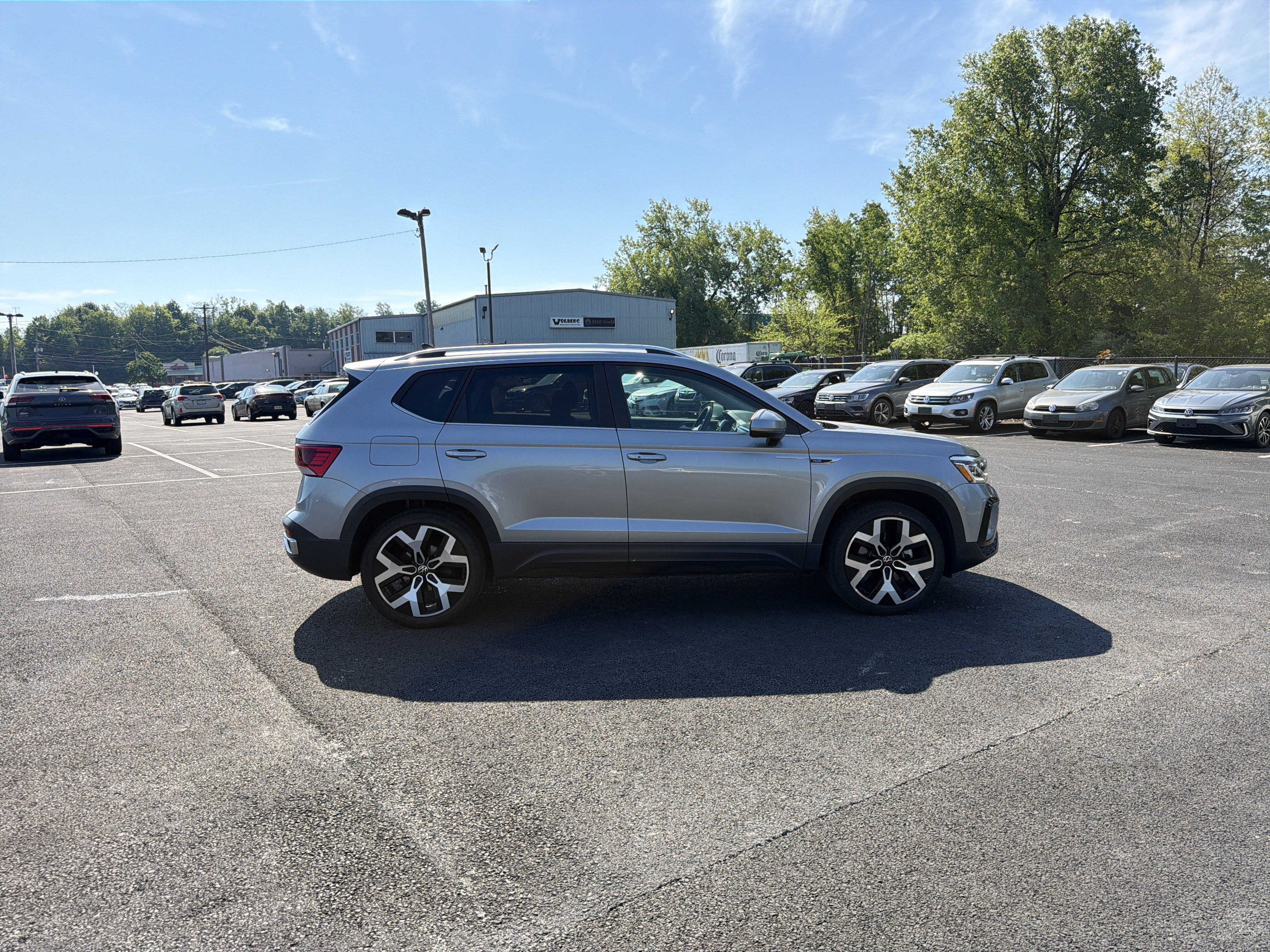 2023 Volkswagen Taos 1.5T SEL