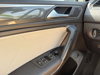 2019 Volkswagen Tiguan 2.0T SEL Premium 4Motion