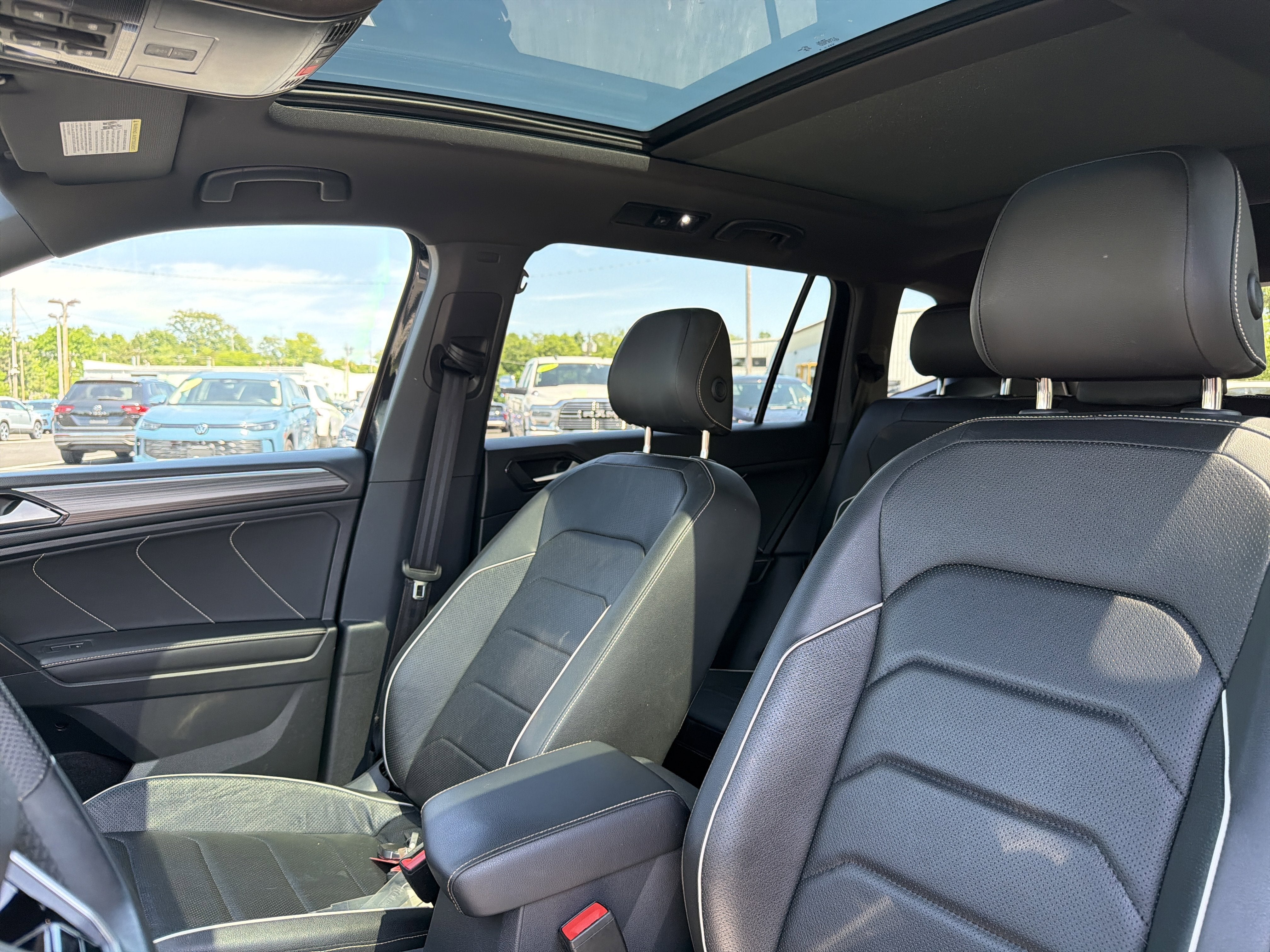 2024 Volkswagen Tiguan 2.0T SEL R-Line