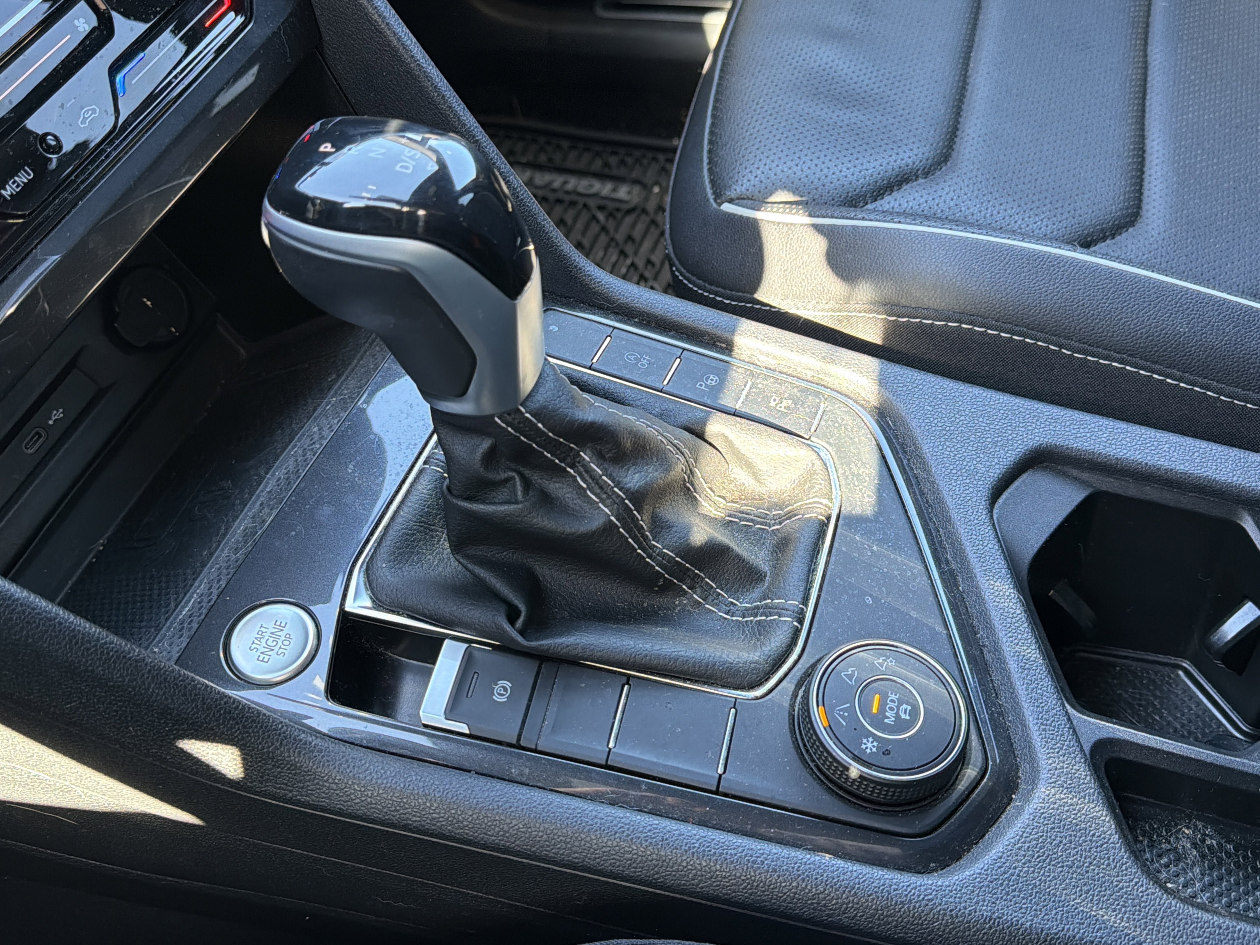 2023 Volkswagen Tiguan 2.0T SEL R-Line