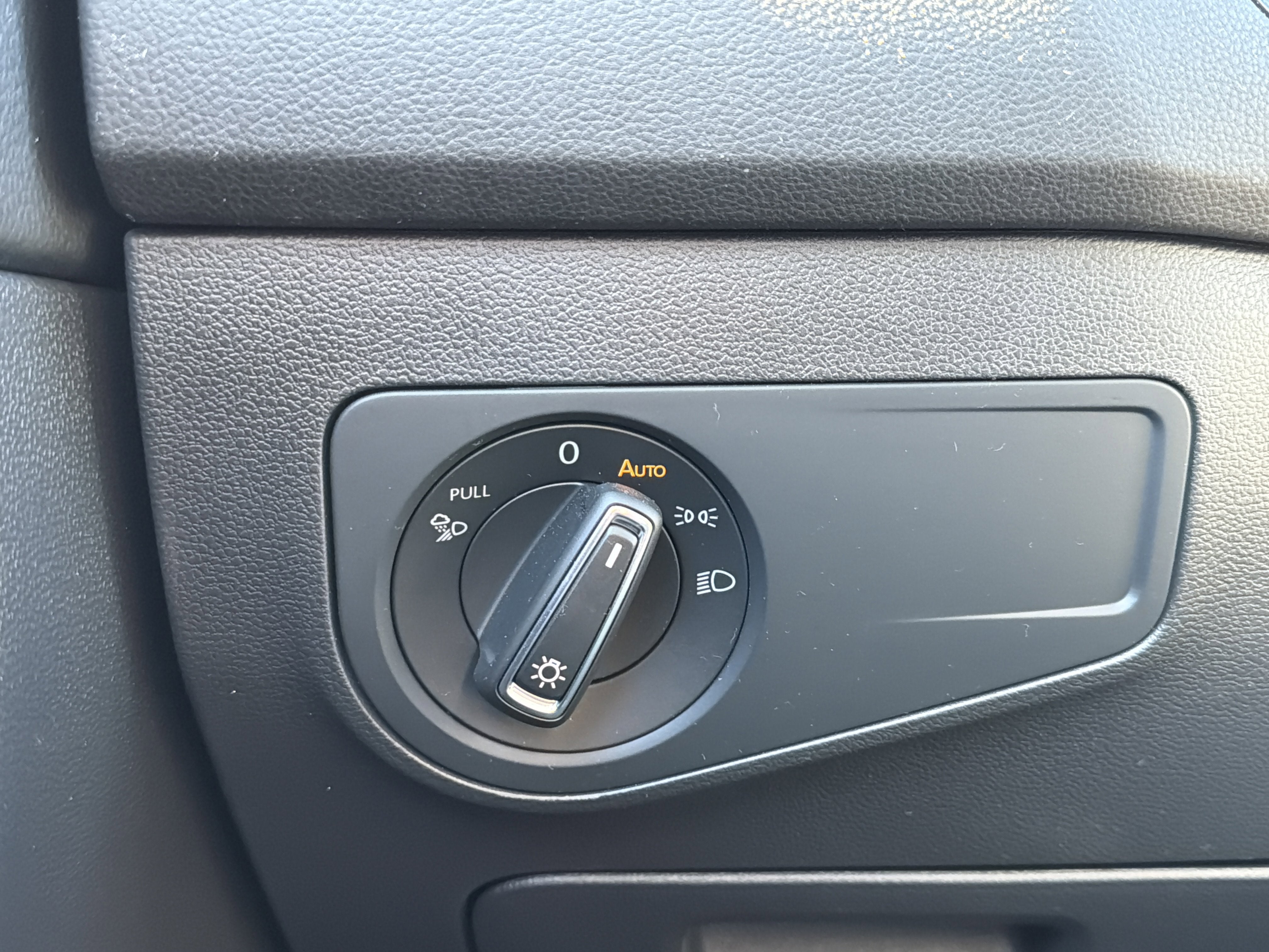 2023 Volkswagen Tiguan 2.0T SEL R-Line