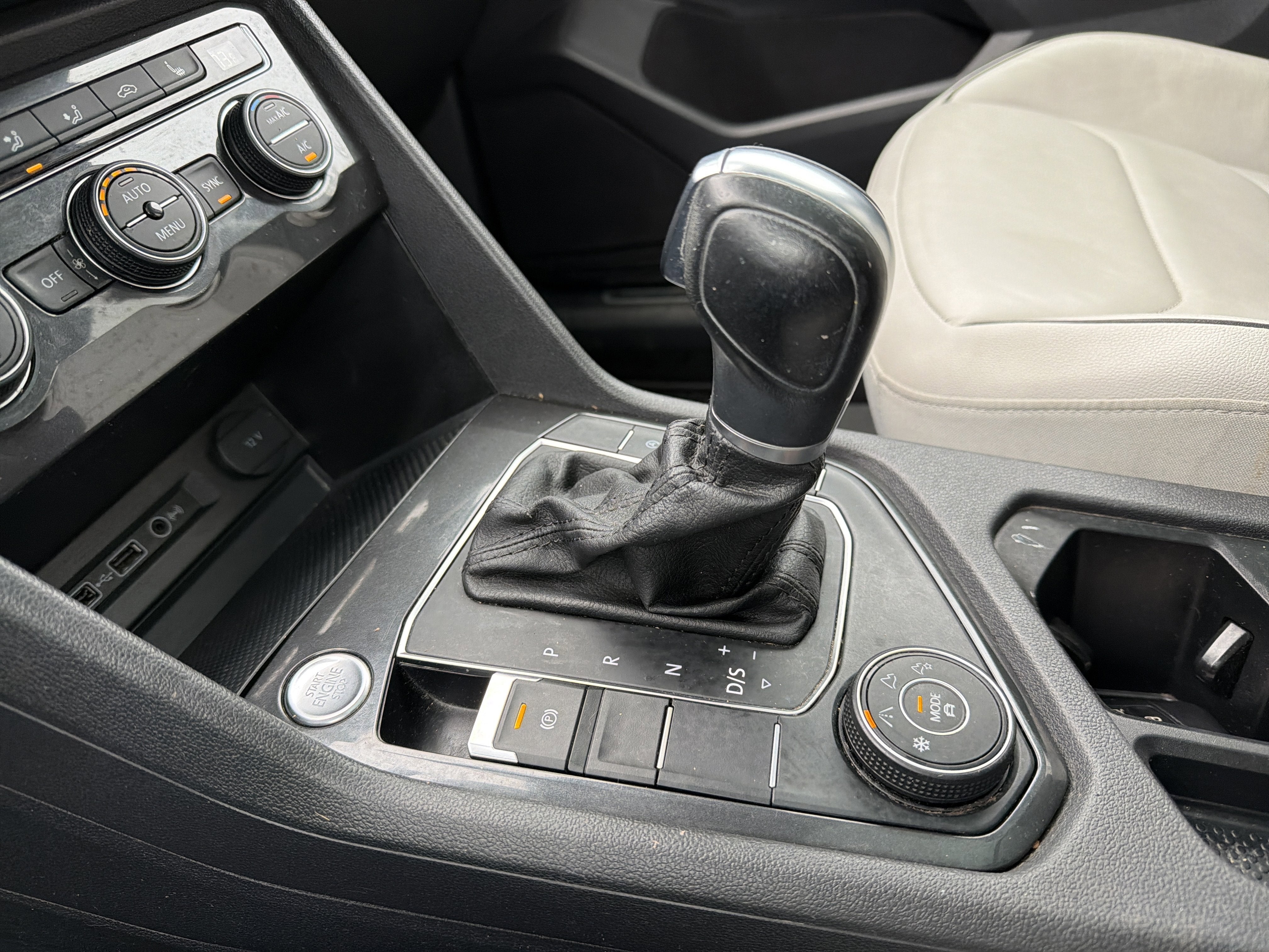 2019 Volkswagen Tiguan 2.0T SEL Premium 4Motion